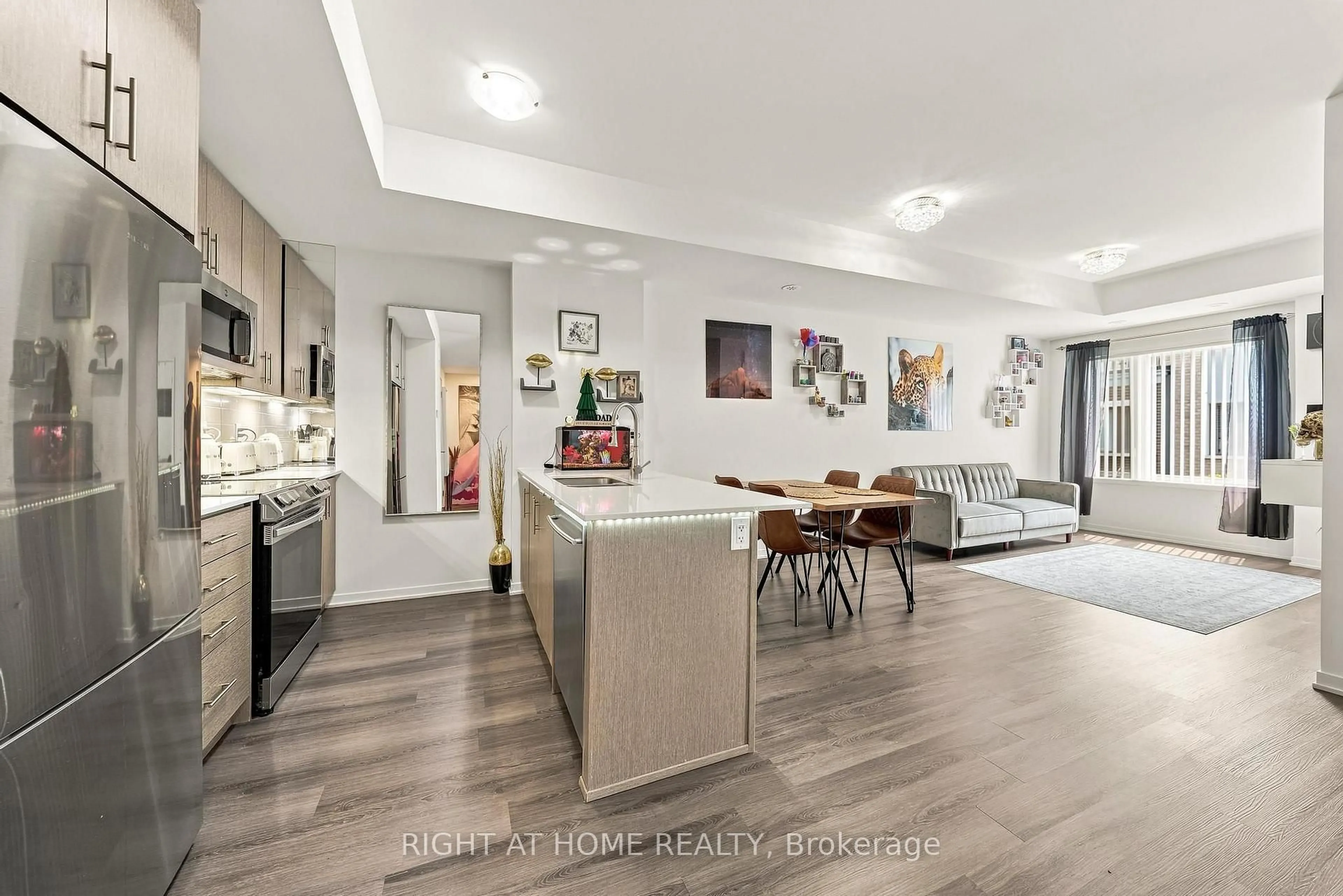 Open concept kitchen, unknown for 20 William Jackson Way #86, Toronto Ontario M8V 0J7
