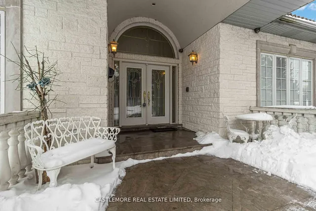 2444 hensall Rd, Mississauga 3