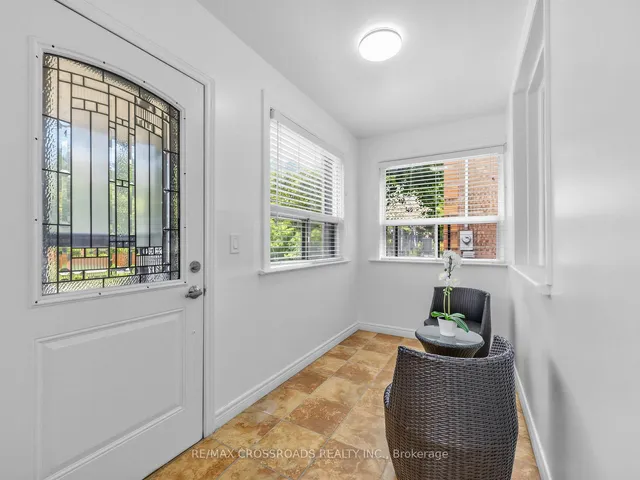 80 Gray Ave, Toronto 3