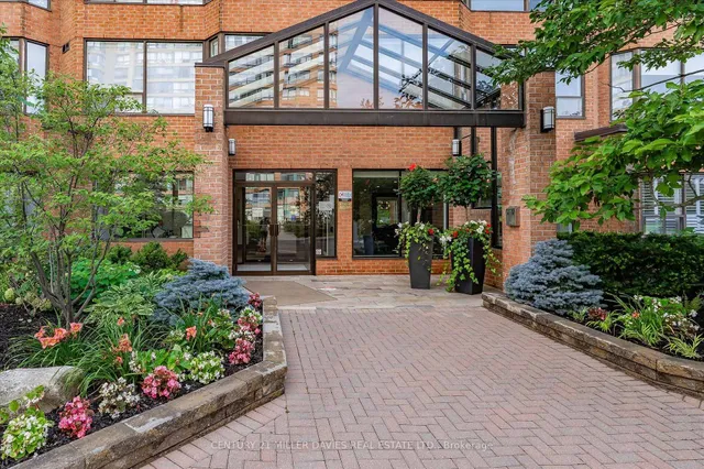 1270 Maple Crossing Blvd #808, Burlington 5