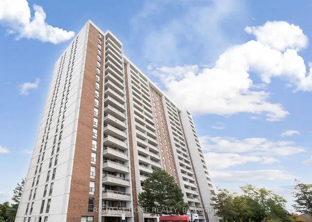 4 Kings Cross Rd #2106, Brampton 2