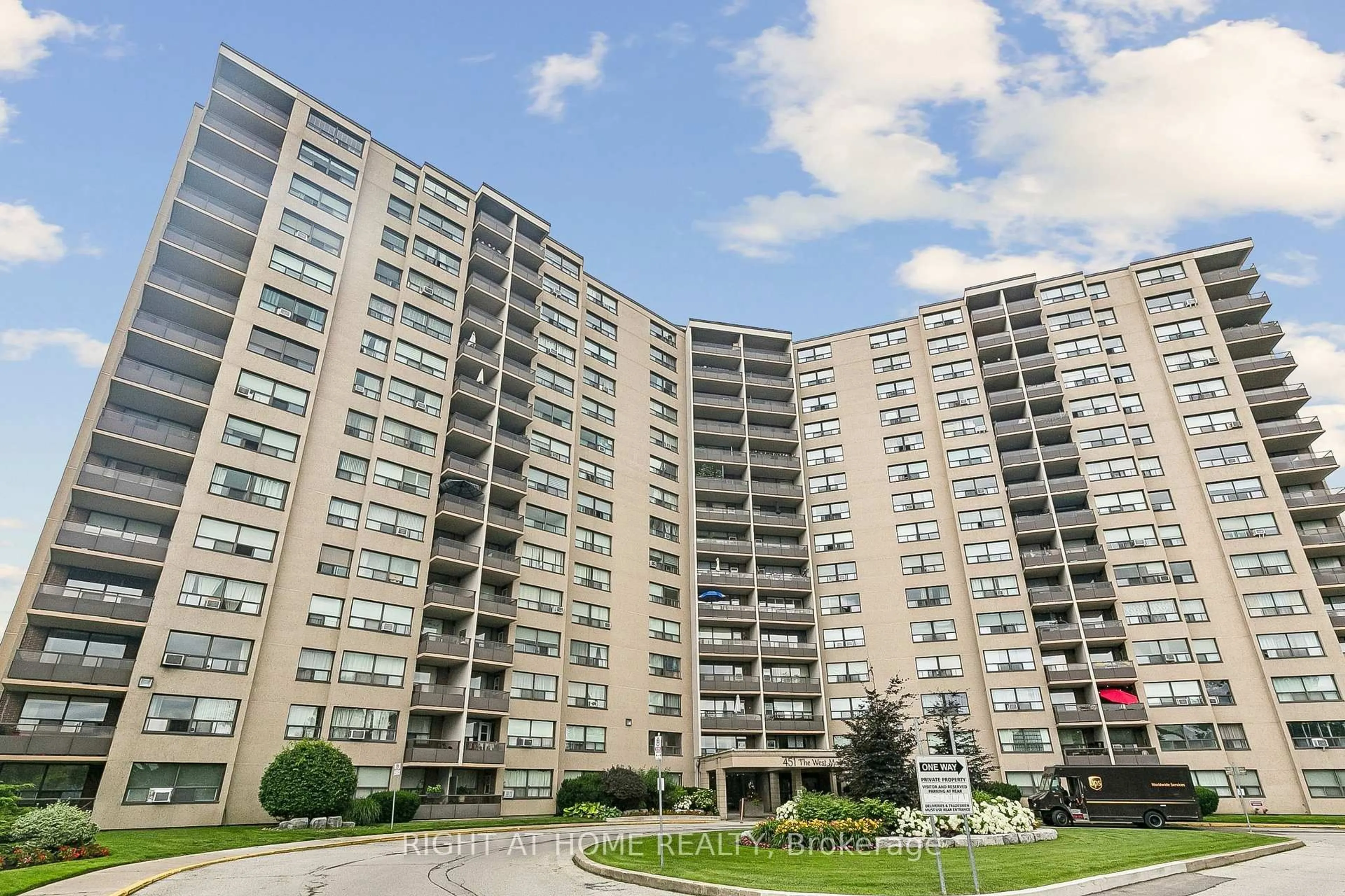 Unknown for 451 The West Mall #807, Toronto Ontario M9C 1G1