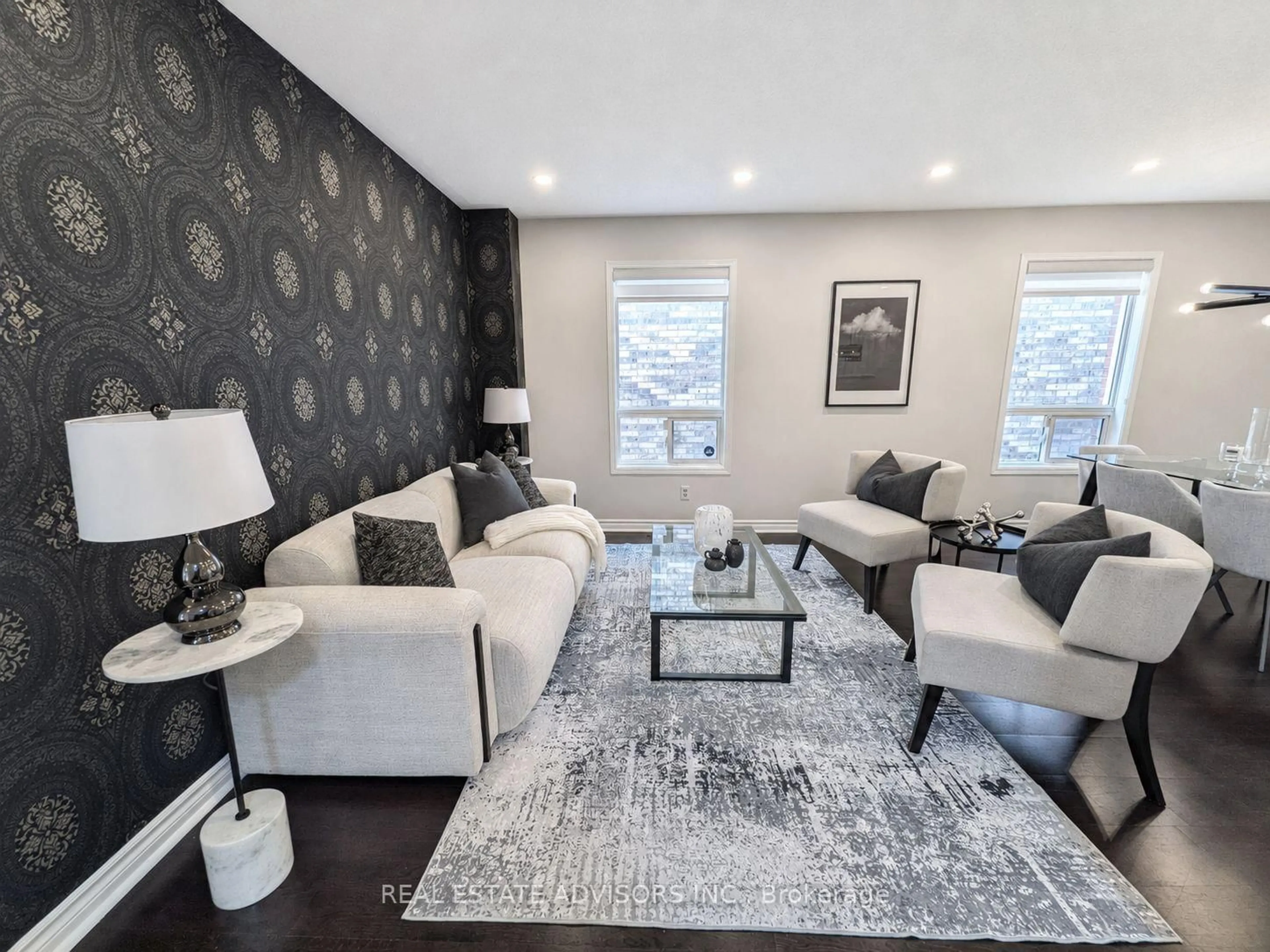Living room with furniture, unknown for 5215 Marblewood Dr, Mississauga Ontario L5V 2P1