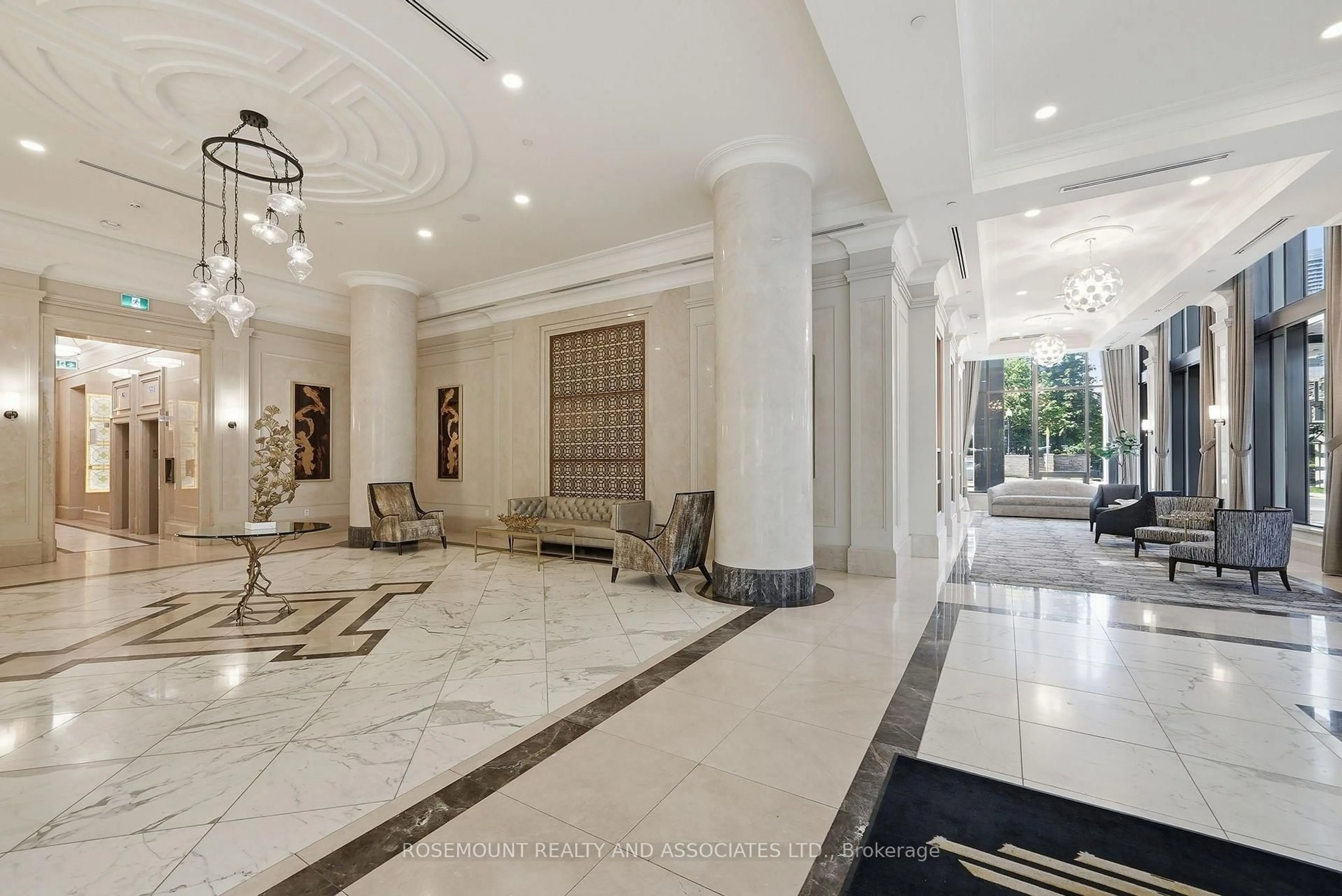 Lobby for 36 ELM Dr #2105, Mississauga Ontario L5B 0N3