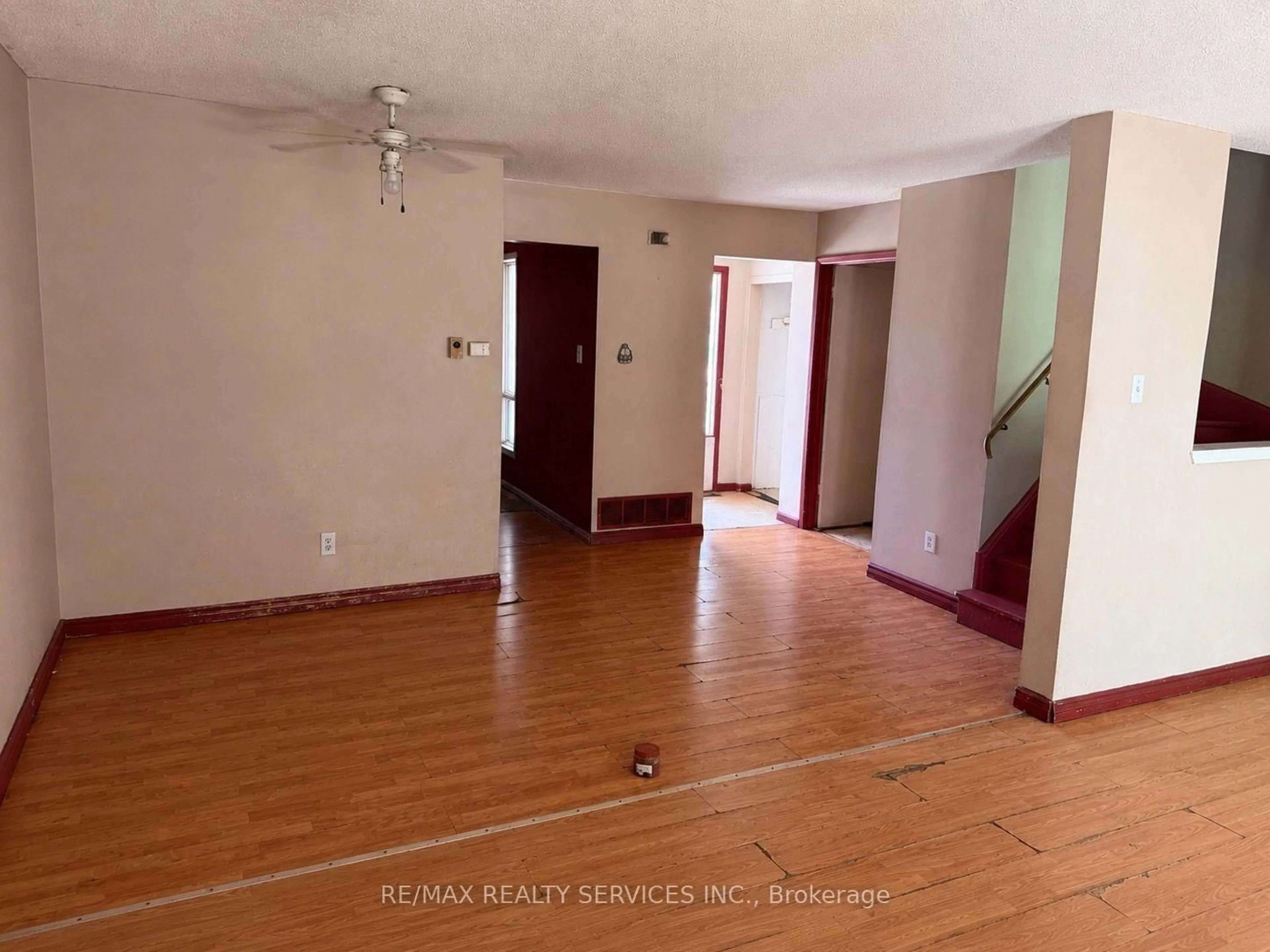 A pic of a room for 20 Lansing Sq, Brampton Ontario L6Z 1E6