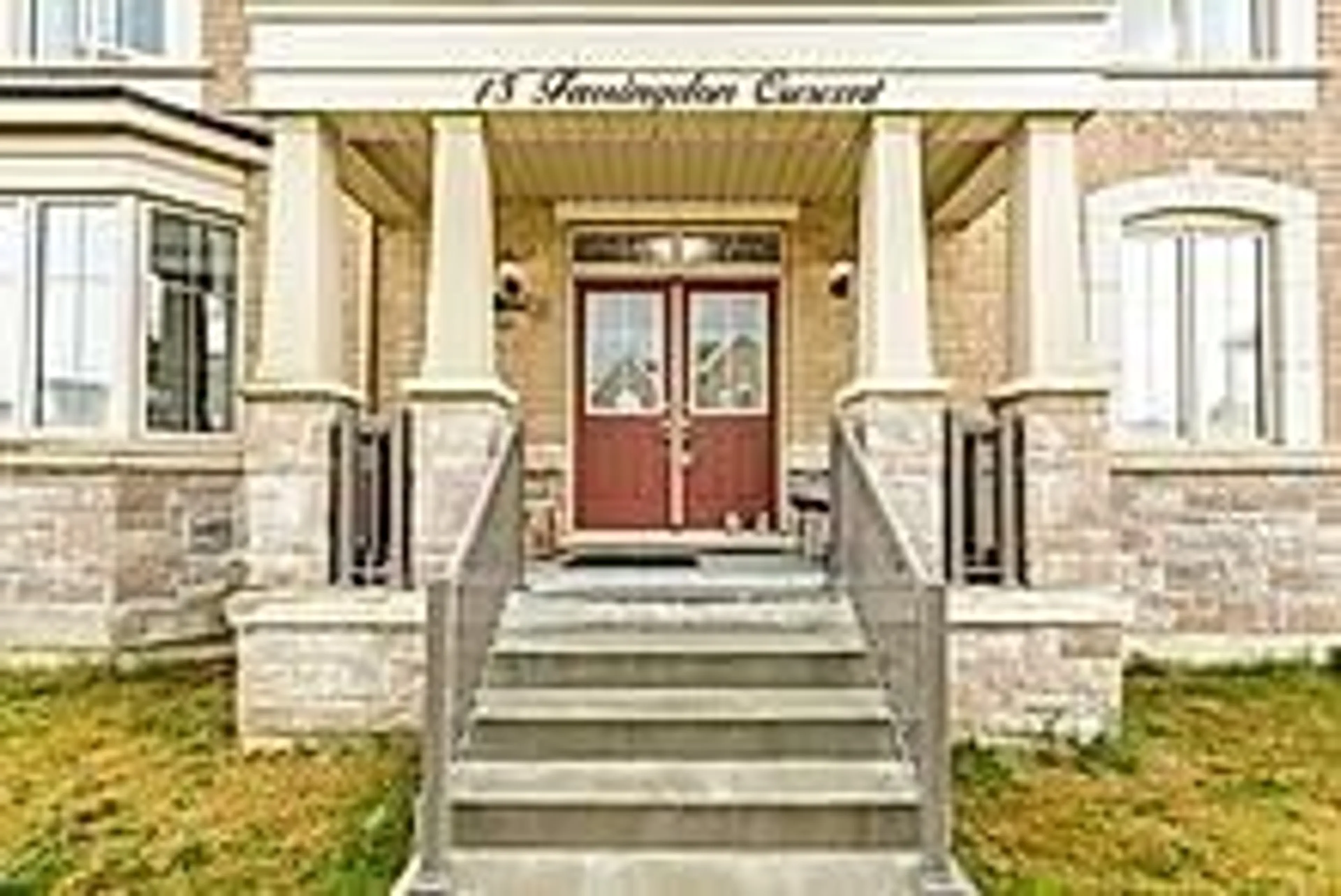 Indoor foyer for 15 Farringdon Cres, Brampton Ontario L7A 4Z5