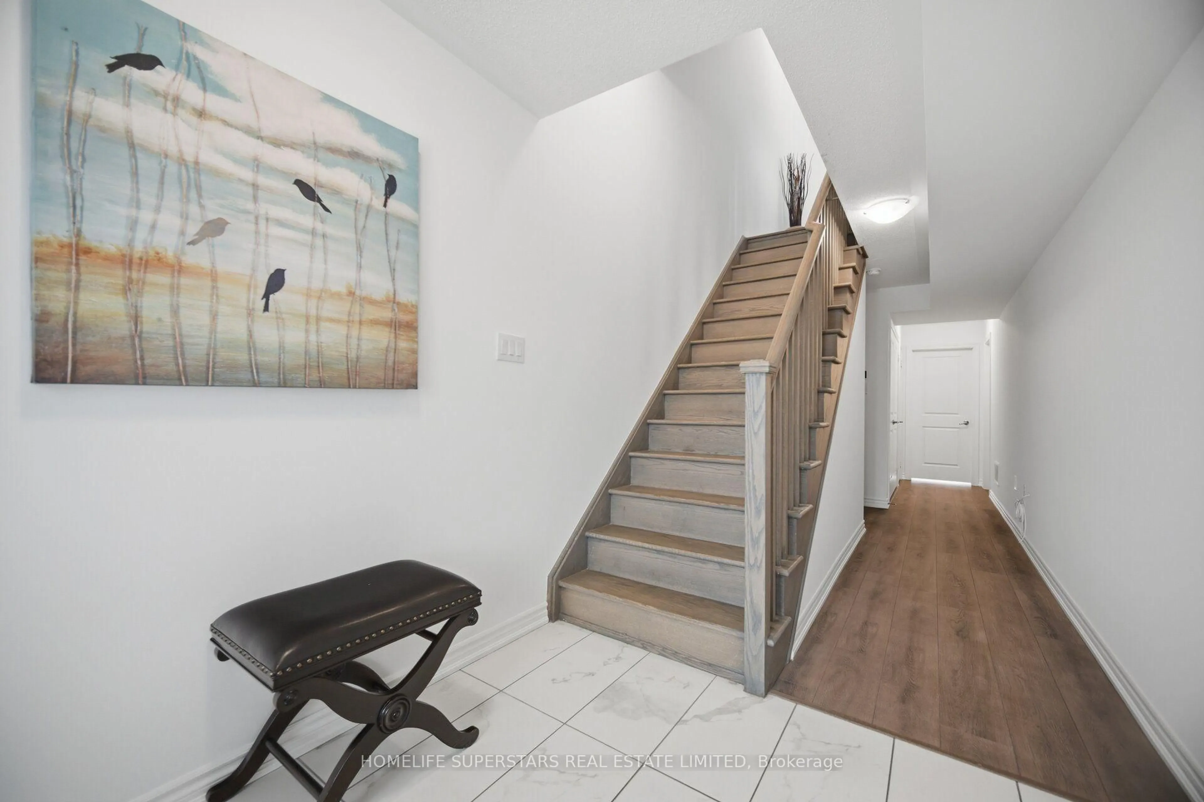 Indoor entryway for 93 Stewardship Rd, Brampton Ontario L7A 4W6