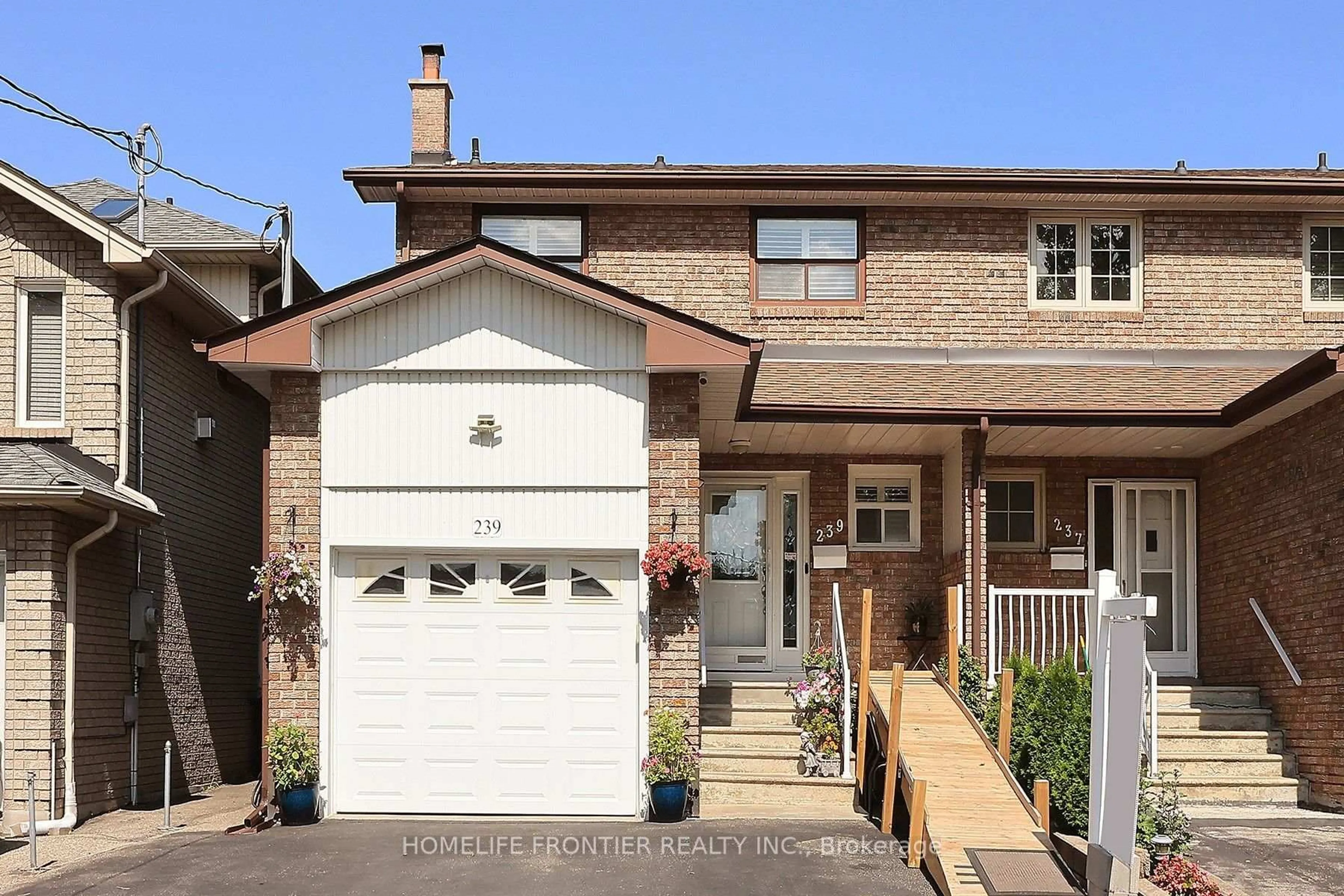Home with brick exterior material, street for 239 Beta St, Toronto Ontario M8W 4H7