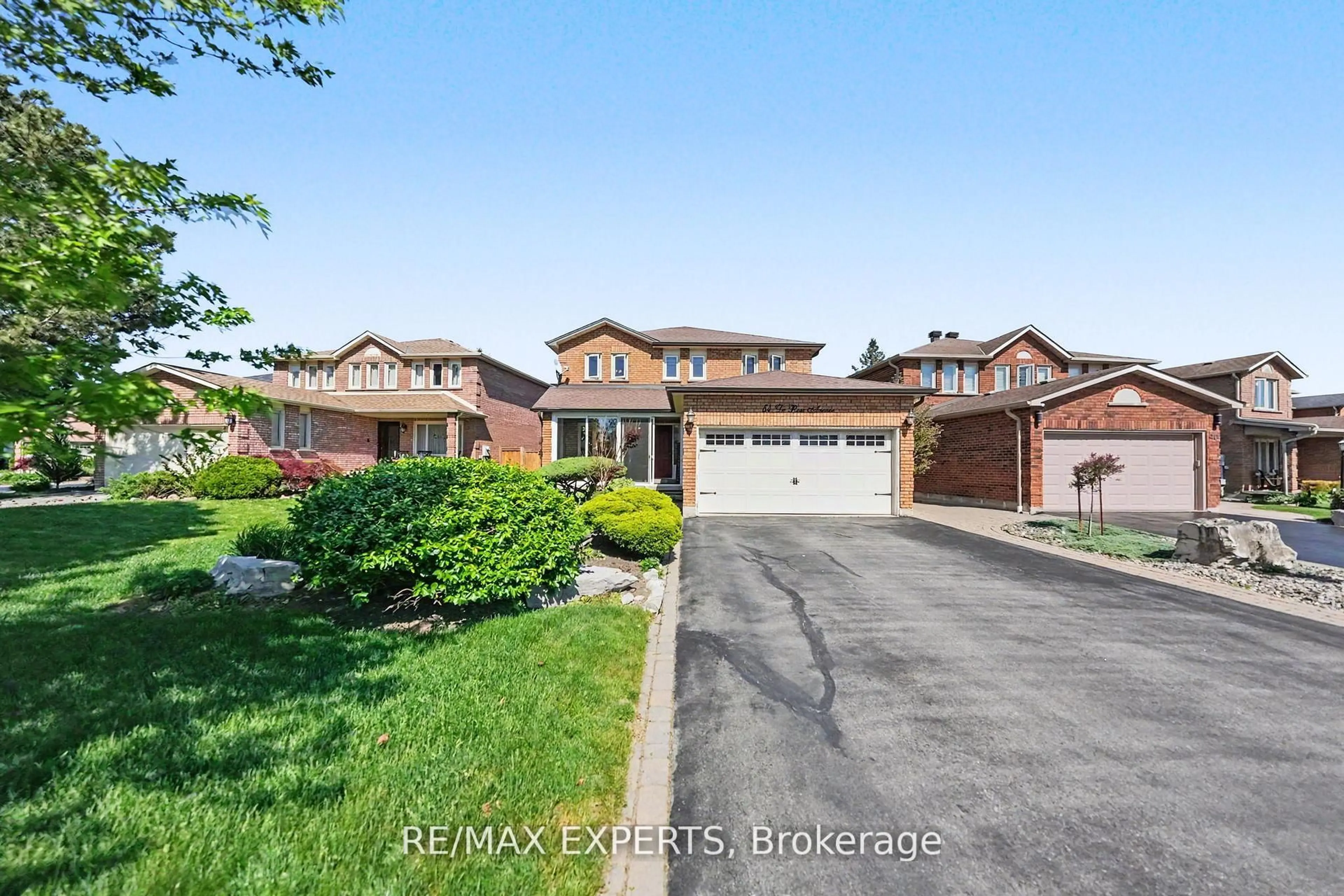 Home with brick exterior material, street for 54 De Rose Ave, Caledon Ontario L7E 1B4