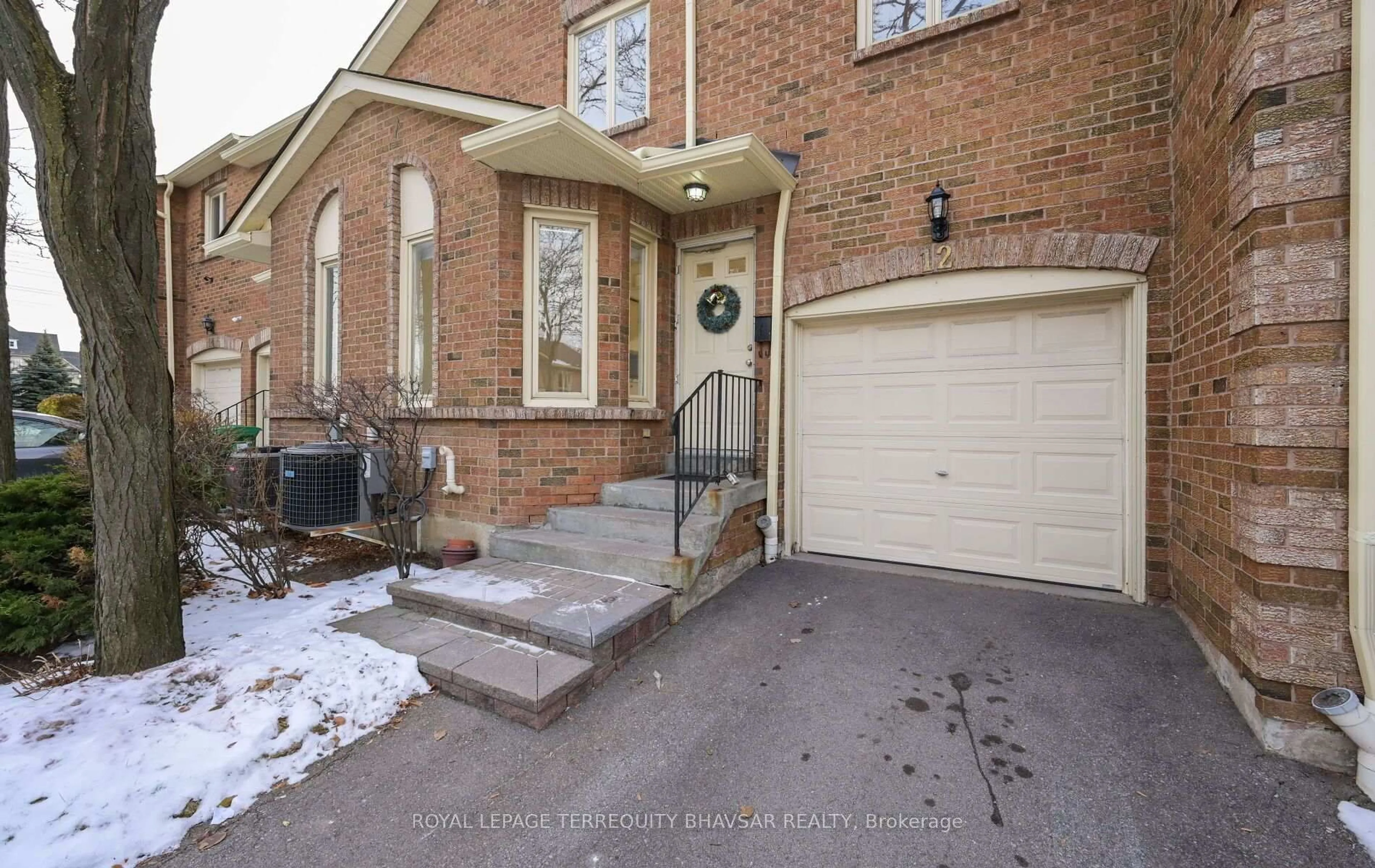 Unknown for 5020 Delaware Dr #12, Mississauga Ontario L4Z 3C4