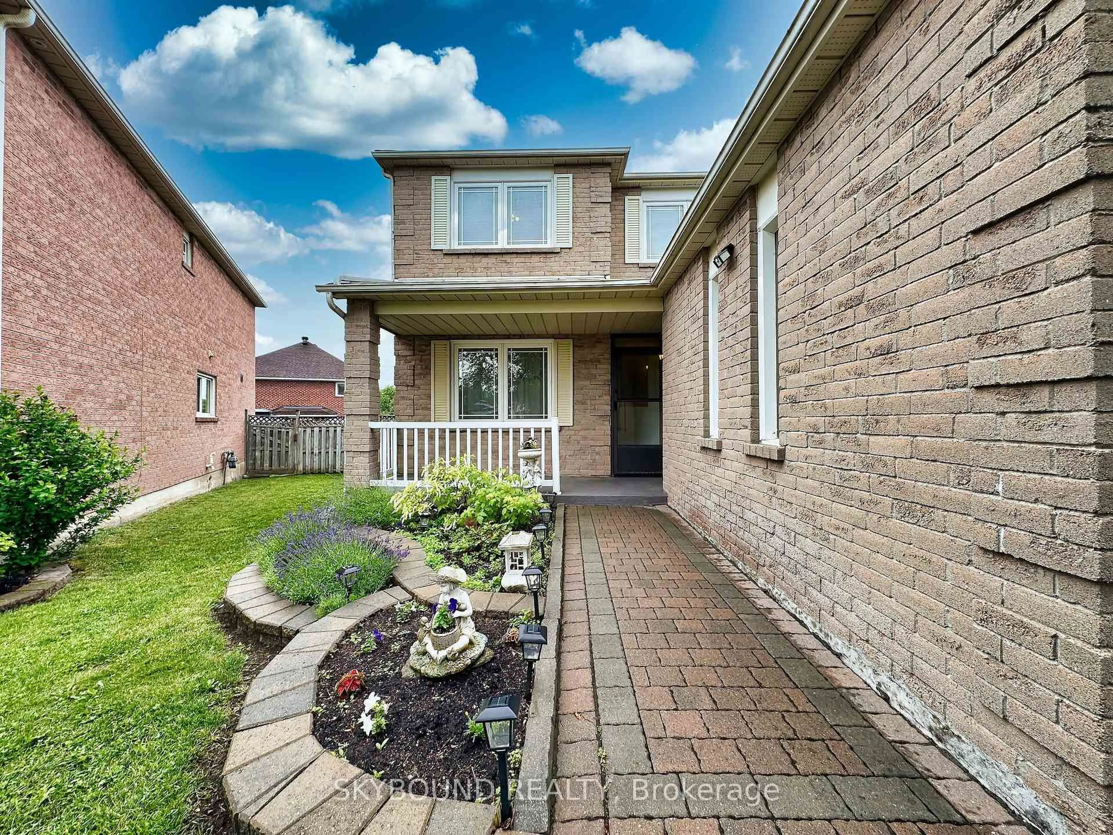 Home with brick exterior material, street for 4409 Heathgate Cres, Mississauga Ontario L5R 2C2