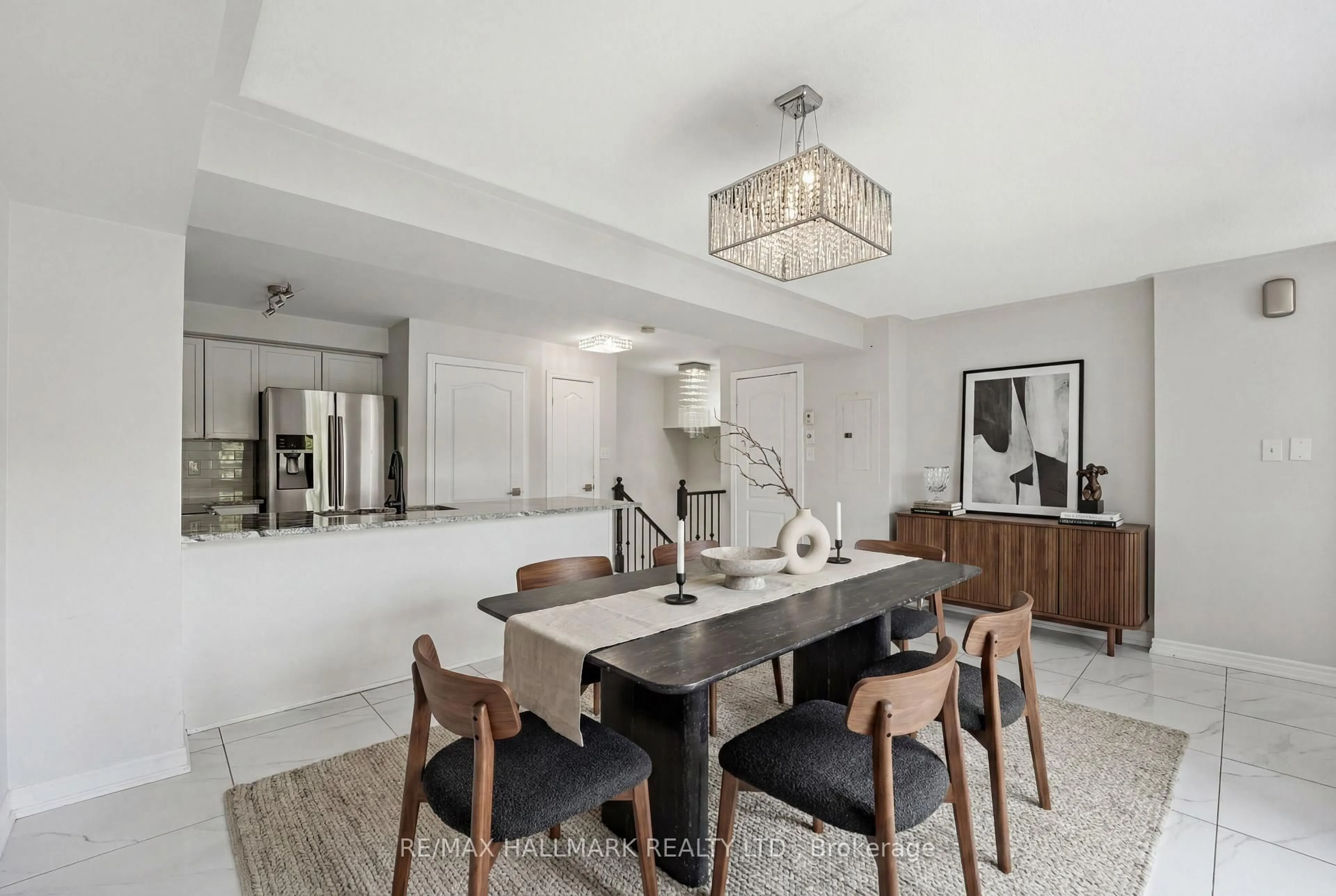 Dining room, unknown for 3250 Bentley Dr #17, Mississauga Ontario L5M 0P7