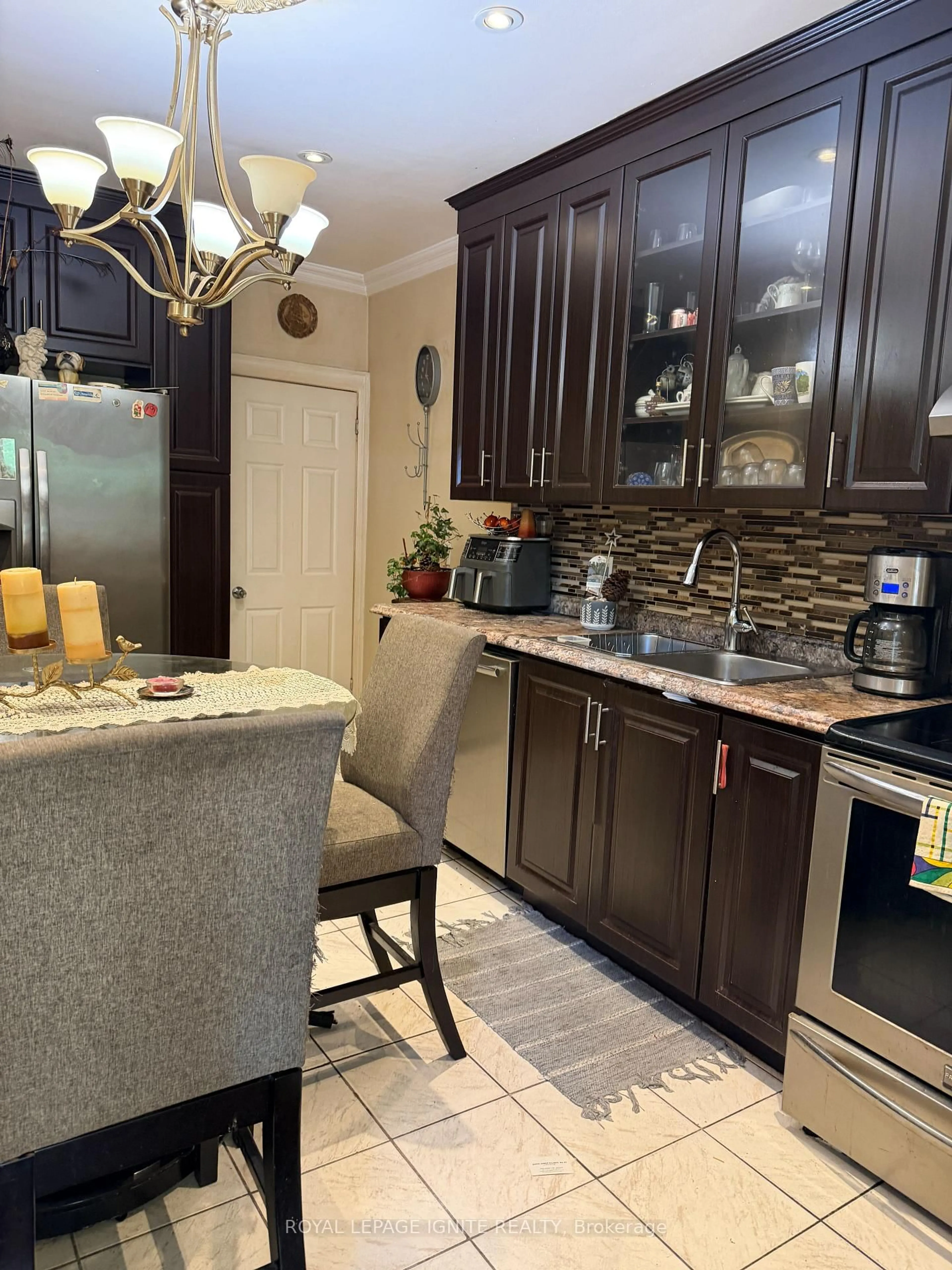 Open concept kitchen, ceramic/tile floor for 35 Hillary Ave, Toronto Ontario M6N 2B9