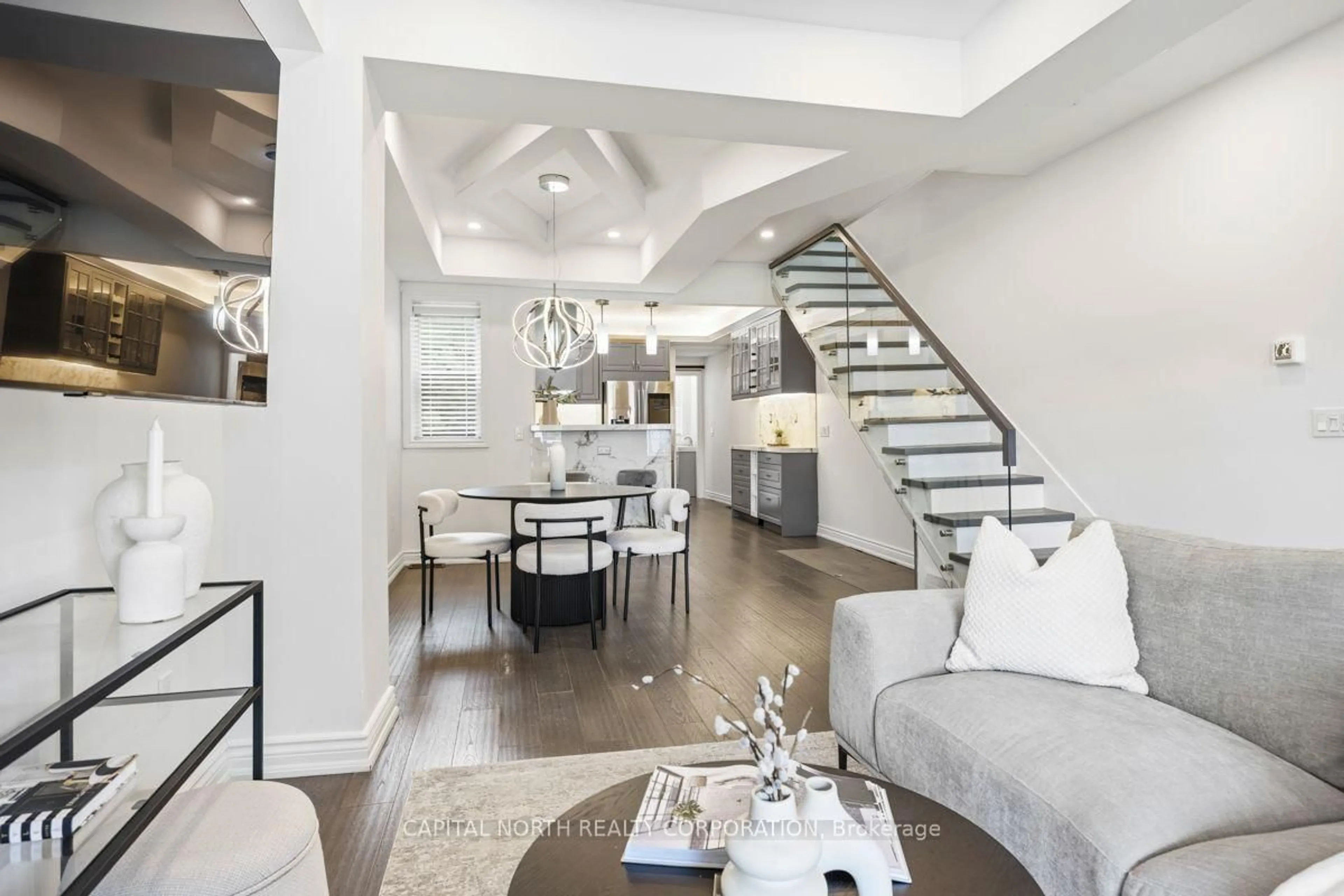 Unknown for 219 McRoberts Ave, Toronto Ontario M6E 4P3