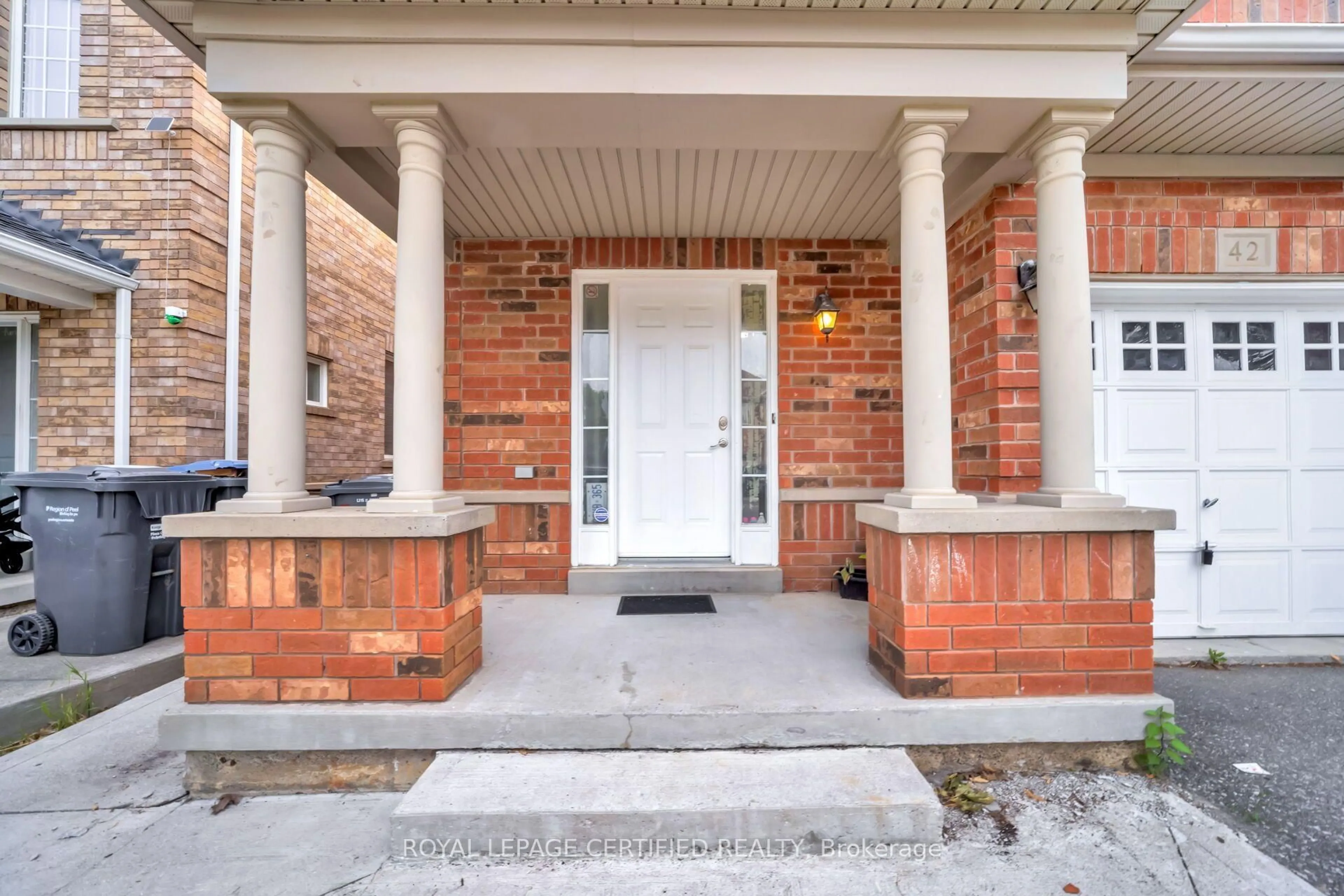 Unknown for 42 Trumpet Valley Blvd, Brampton Ontario L7A 3N8