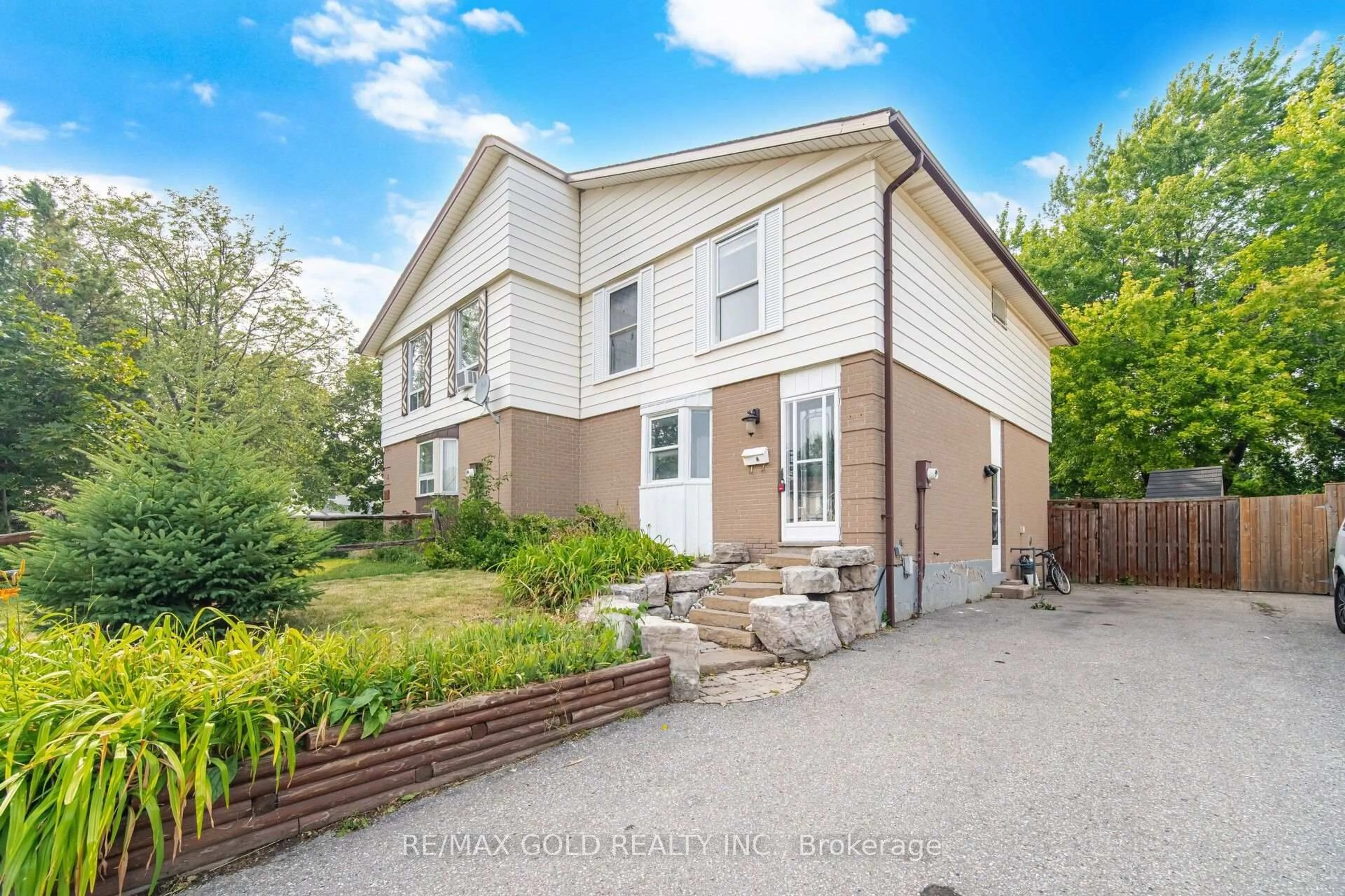 Unknown for 16 Crawford Dr, Brampton Ontario L6V 2C7