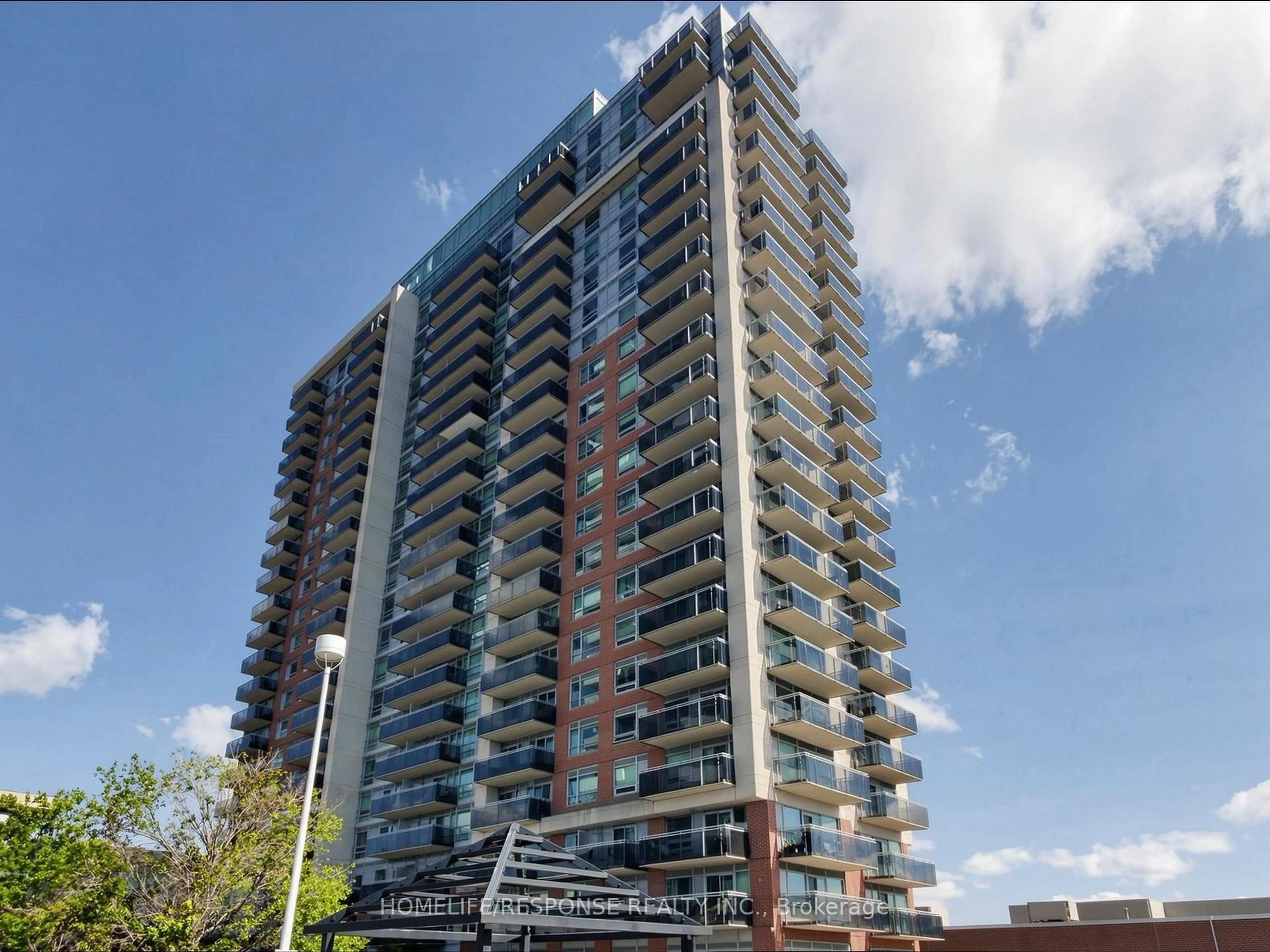 Unknown for 215 QUEEN St #225, Brampton Ontario L6W 0A9