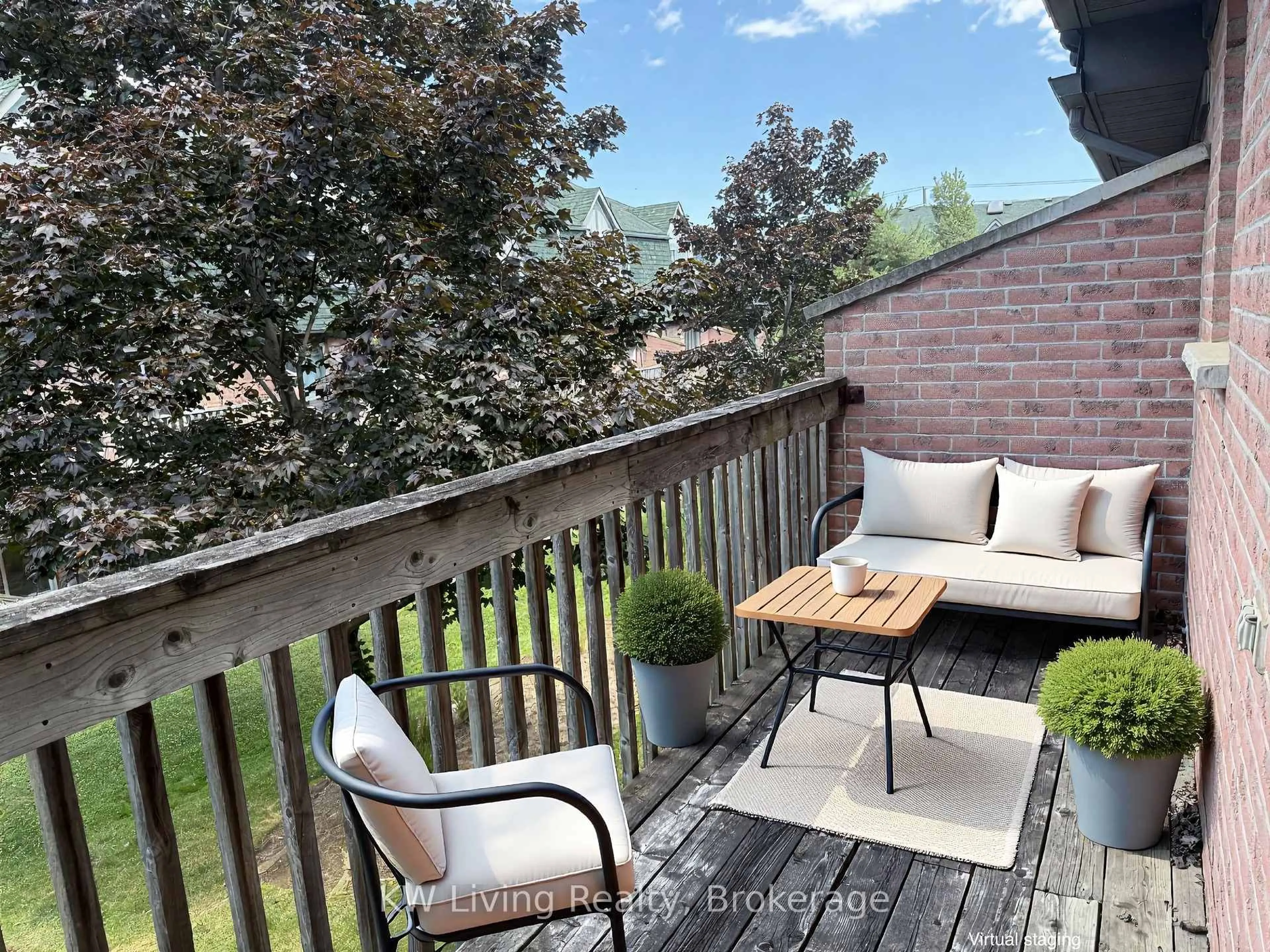 Balcony in the apartment, unknown for 2945 Thomas St #86, Mississauga Ontario L5M 6C1