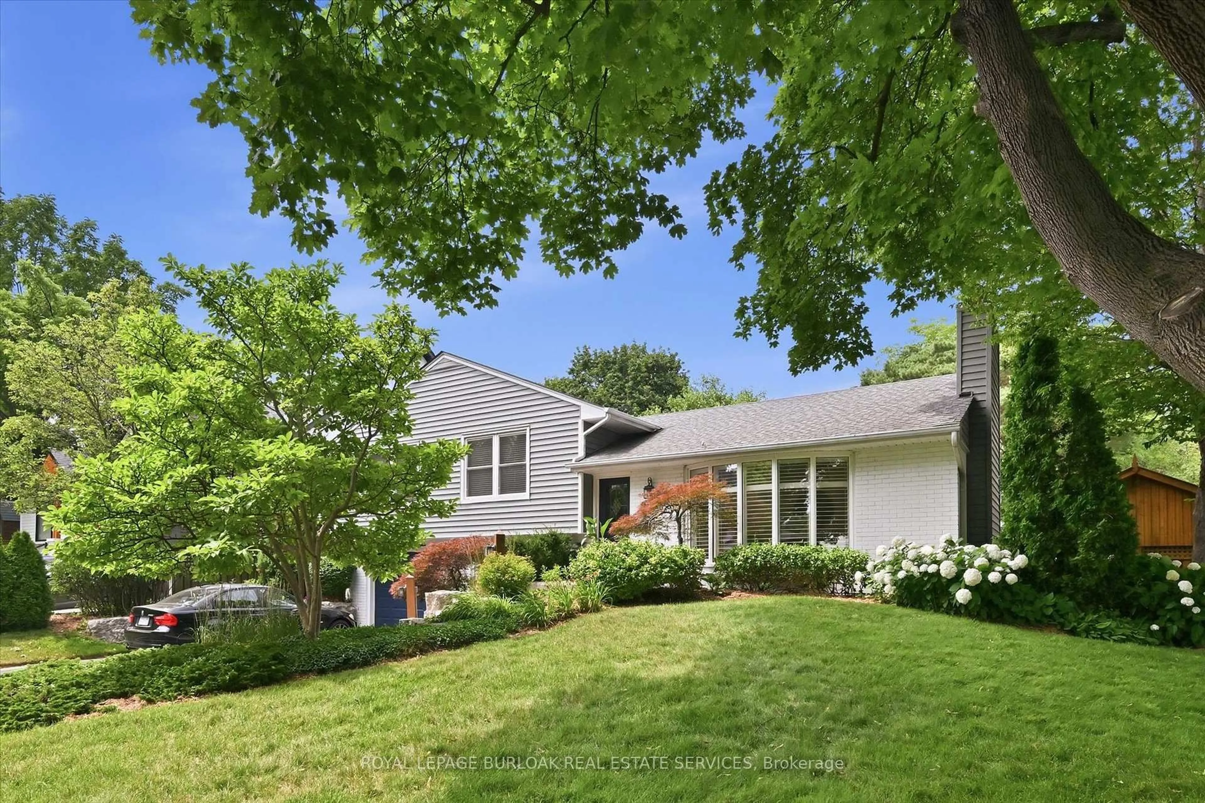 Home with brick exterior material, street for 4065 Melba Lane, Burlington Ontario L7L 2C2