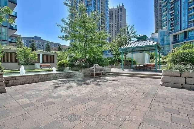 220 Burnhamthorpe Rd #1801, Mississauga 2