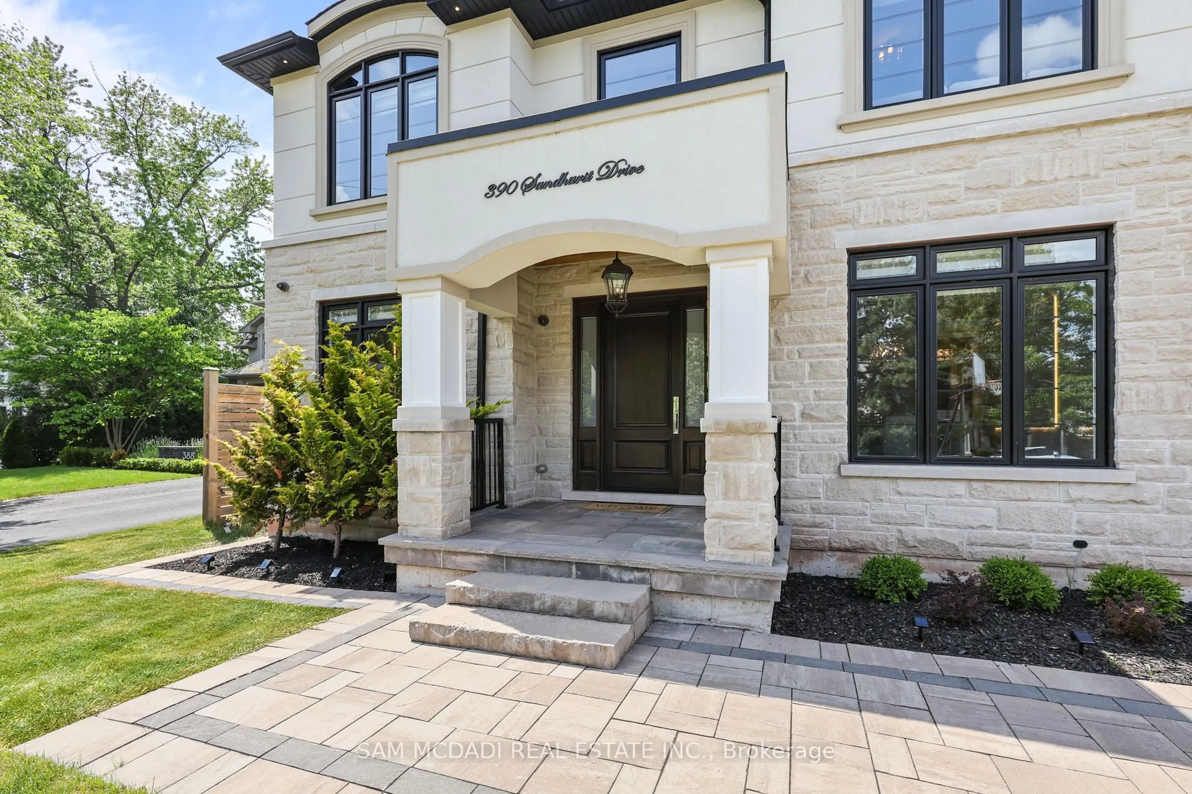 Home with brick exterior material, street for 390 Sandhurst Dr, Oakville Ontario L6L 4L3