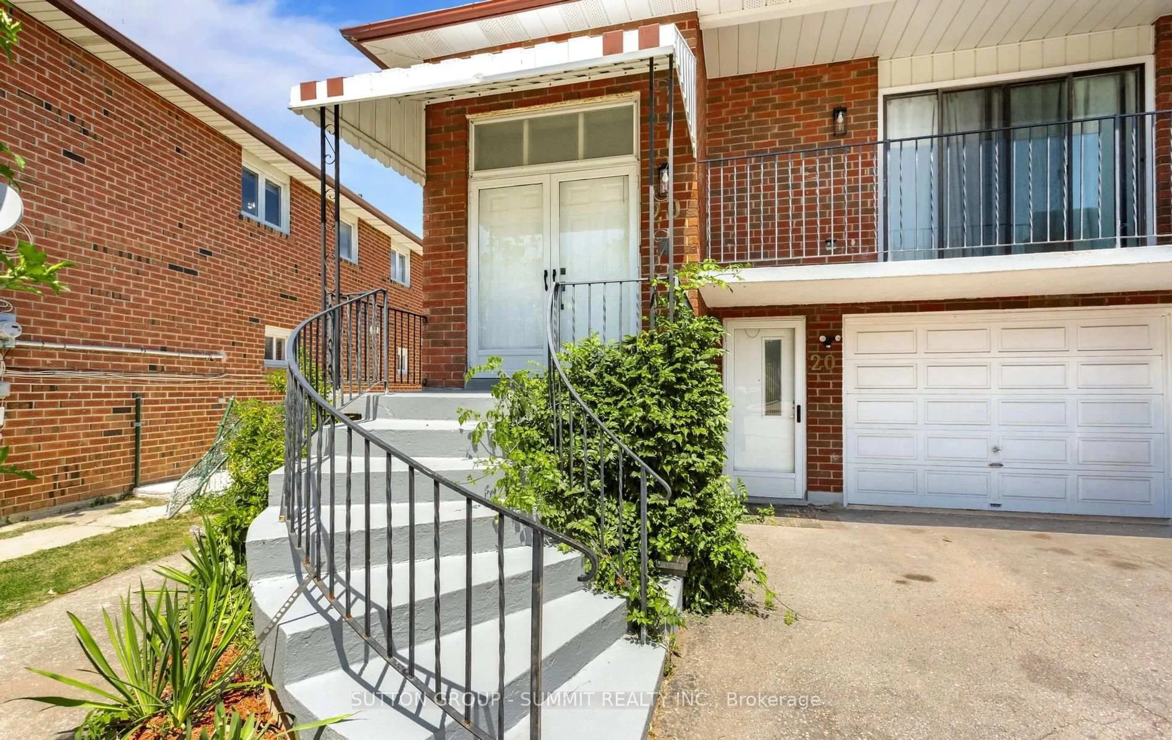 Home with brick exterior material, street for 20 SAWMILL Rd, Toronto Ontario M3L 2M2