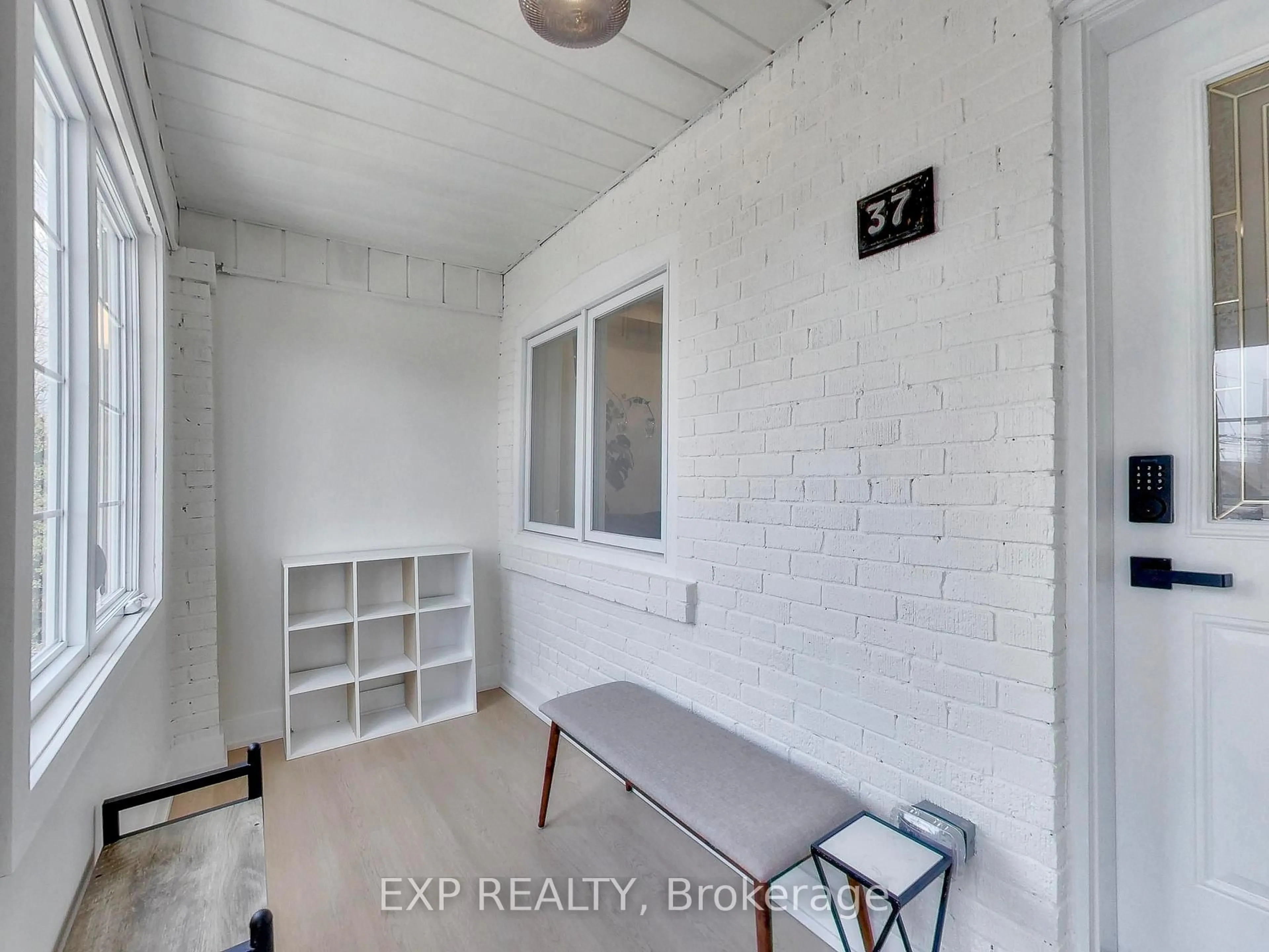 A pic of a room for 37 Gilbert Ave, Toronto Ontario M6E 4W2