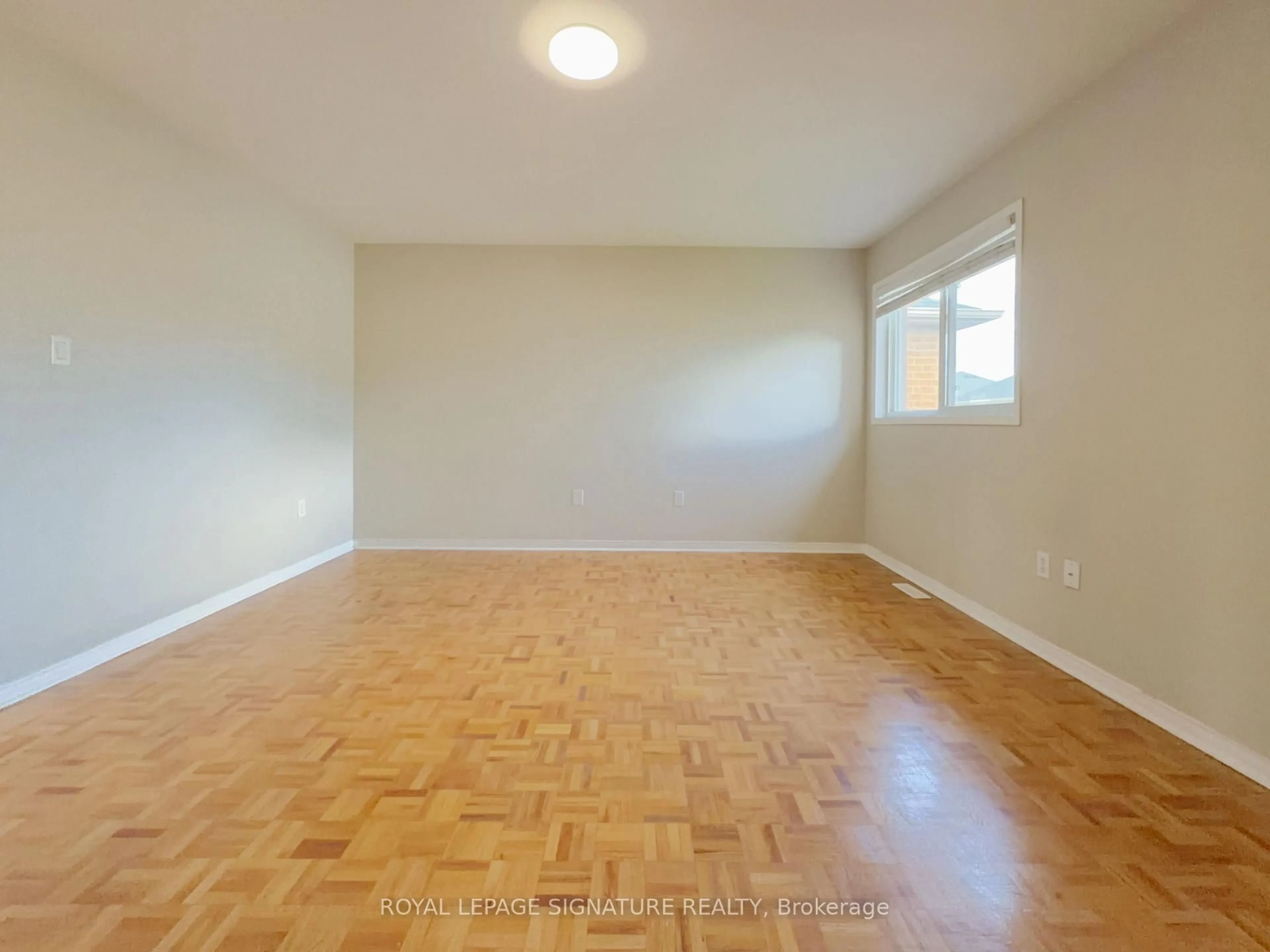 A pic of a room for 3321 Raindance Cres, Mississauga Ontario L5N 8L7