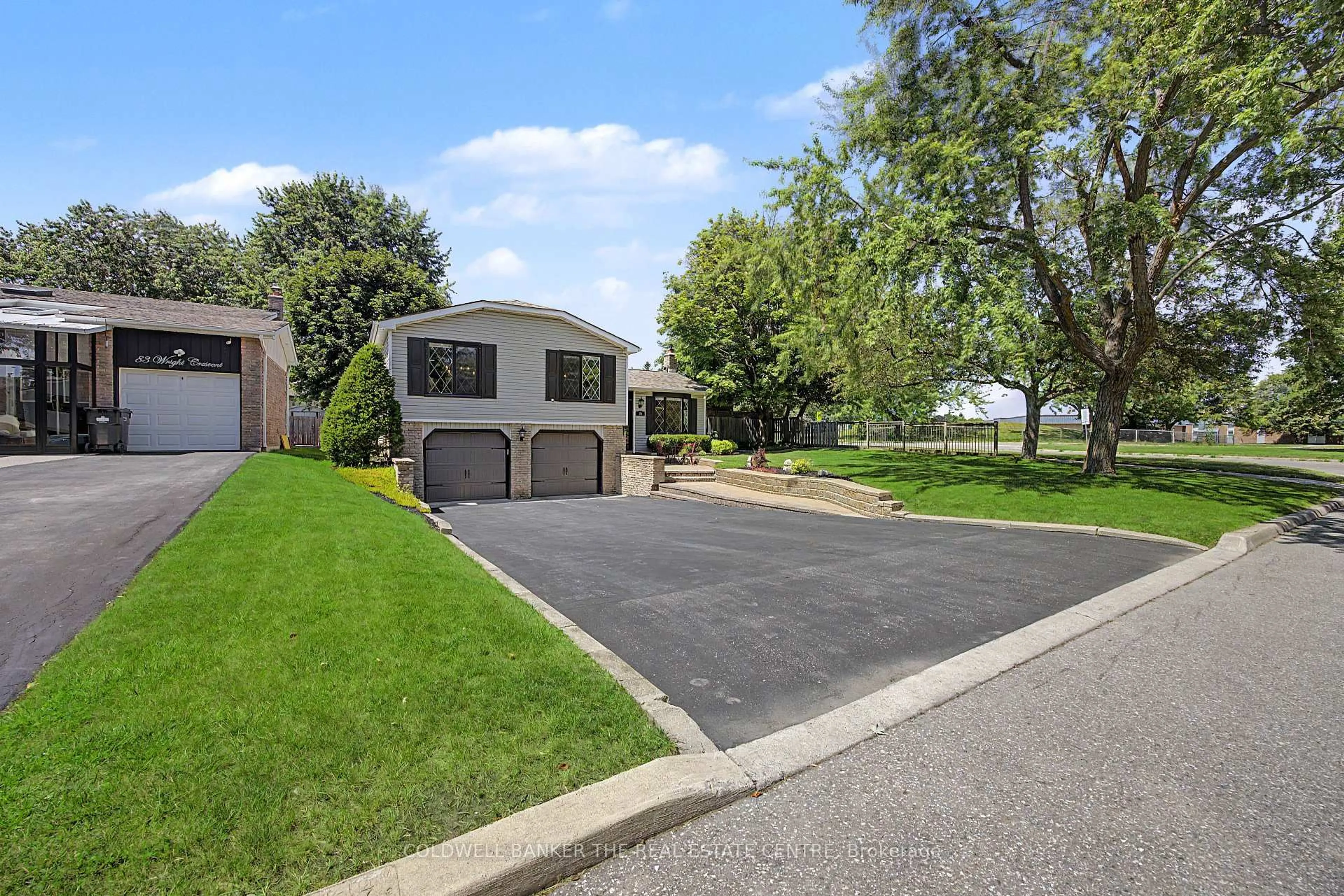 Unknown for 85 Wright Cres, Caledon Ontario L7E 3X6
