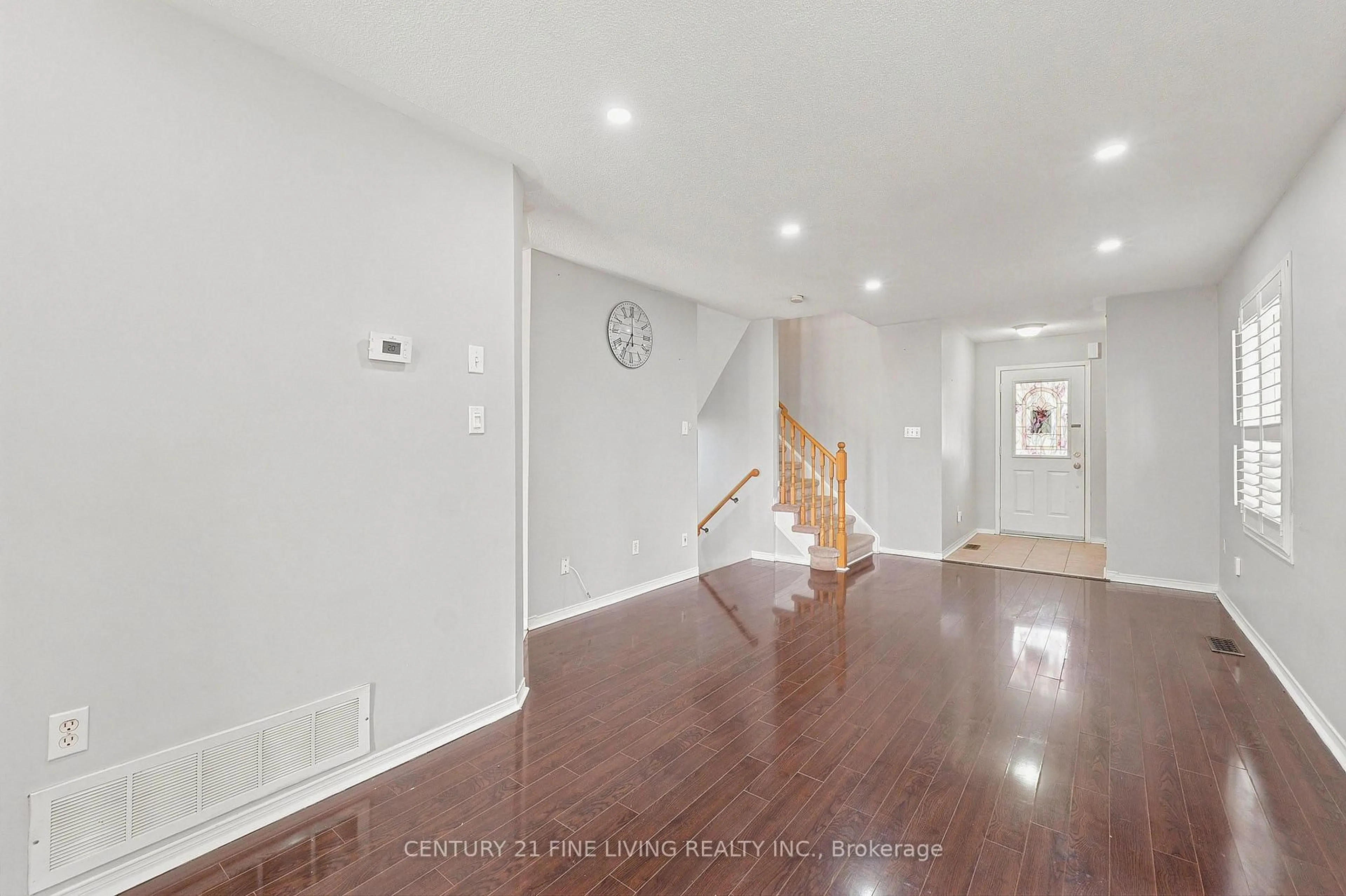 Unknown for 40 Hollowgrove Blvd, Brampton Ontario L6P 1B1