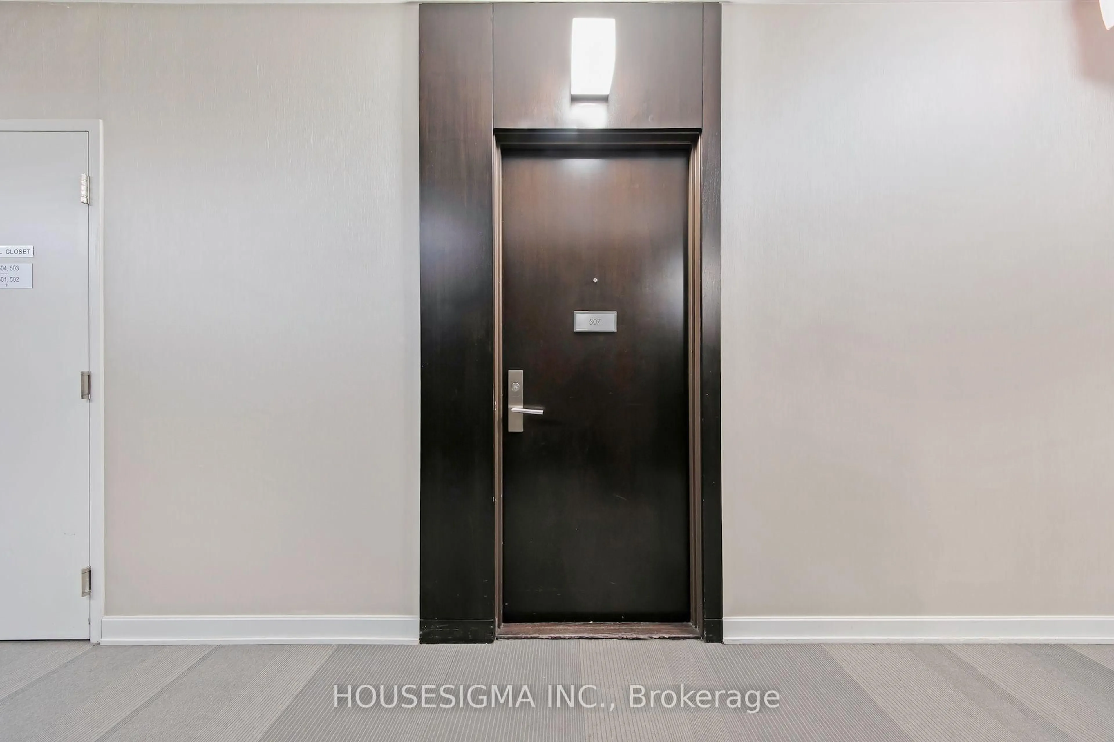 Indoor foyer for 60 Absolute Ave #507, Mississauga Ontario L4T 0A9
