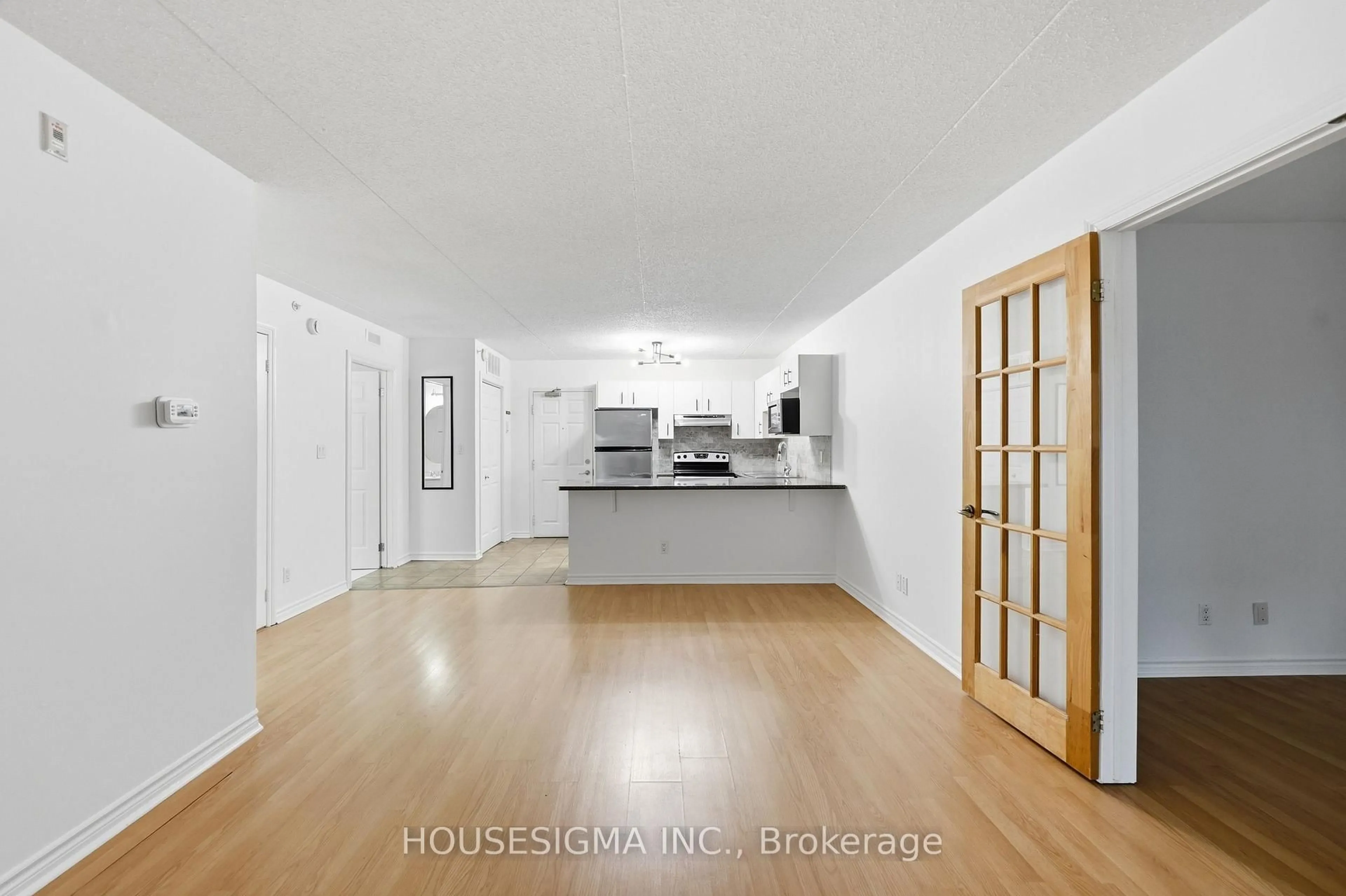 Unknown for 4025 Kilmer Dr #203, Burlington Ontario L7M 4M5