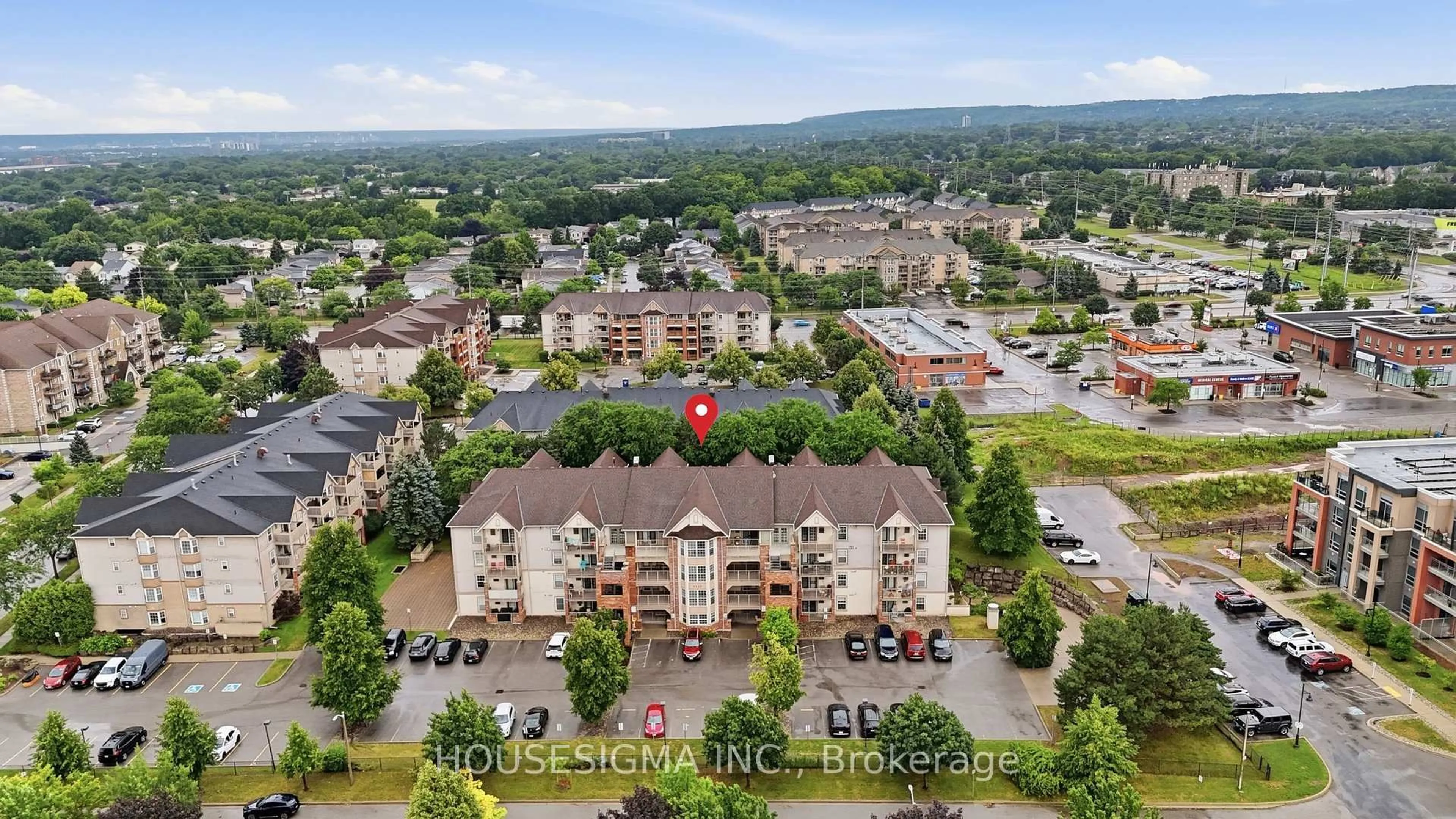 A pic from outside/outdoor area/front of a property/back of a property/a pic from drone, mountain view for 4025 Kilmer Dr #203, Burlington Ontario L7M 4M5