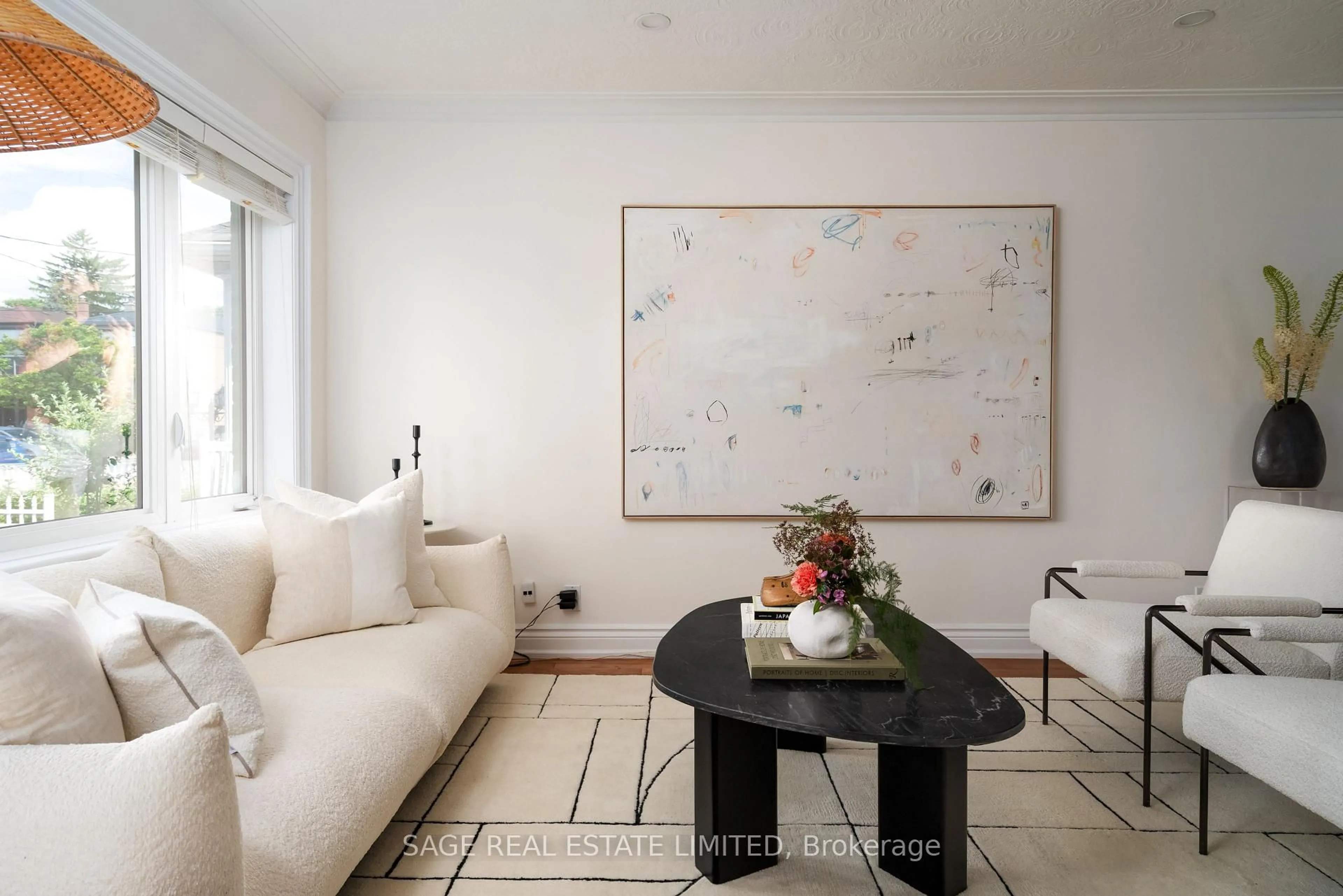 Living room with furniture, unknown for 505 Caledonia Rd, Toronto Ontario M6E 4V1