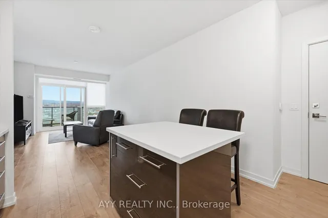 2093 Fairview St #1709, Burlington 4