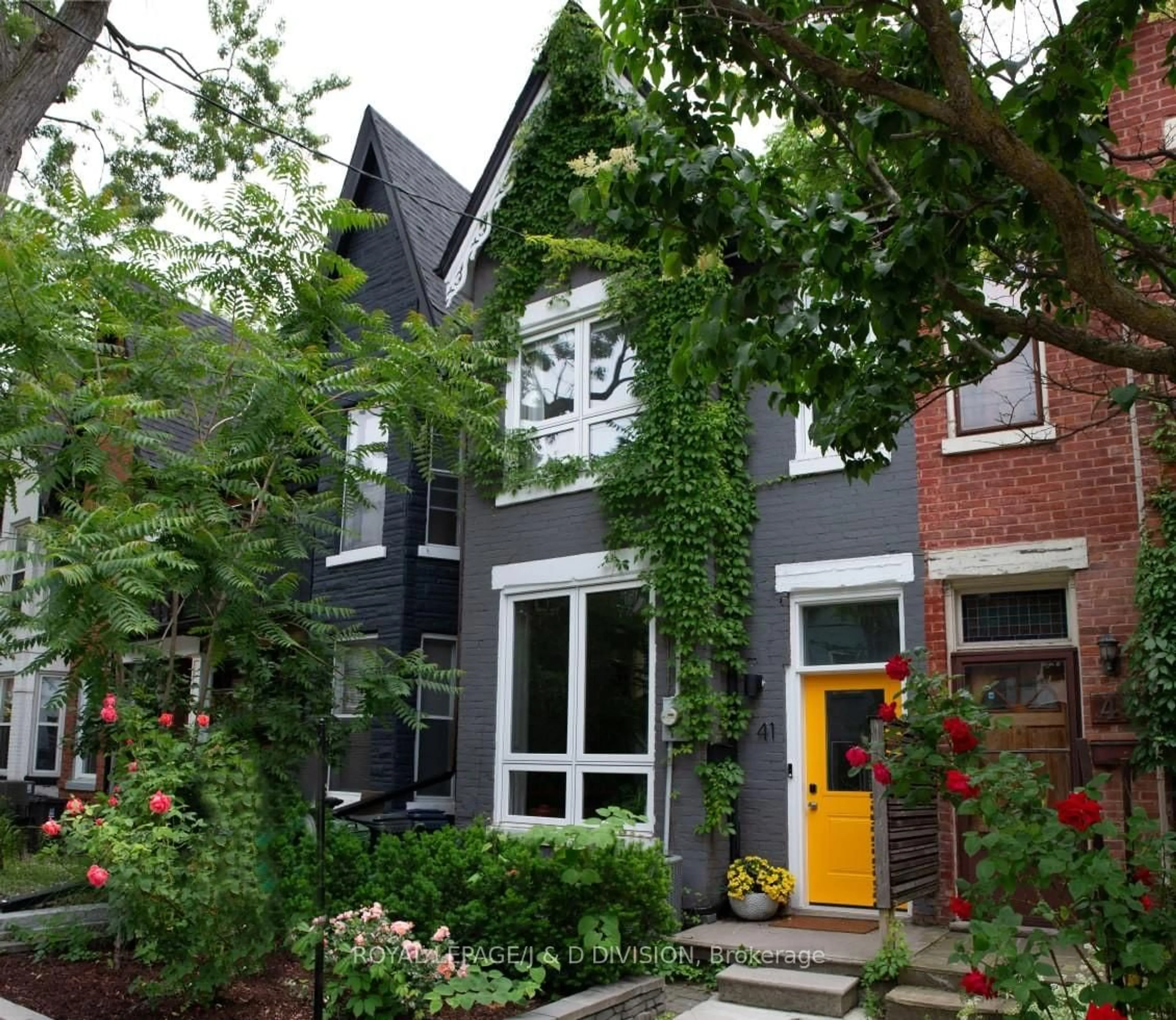 Home with brick exterior material, street for 41 Noble St, Toronto Ontario M6K 2C7