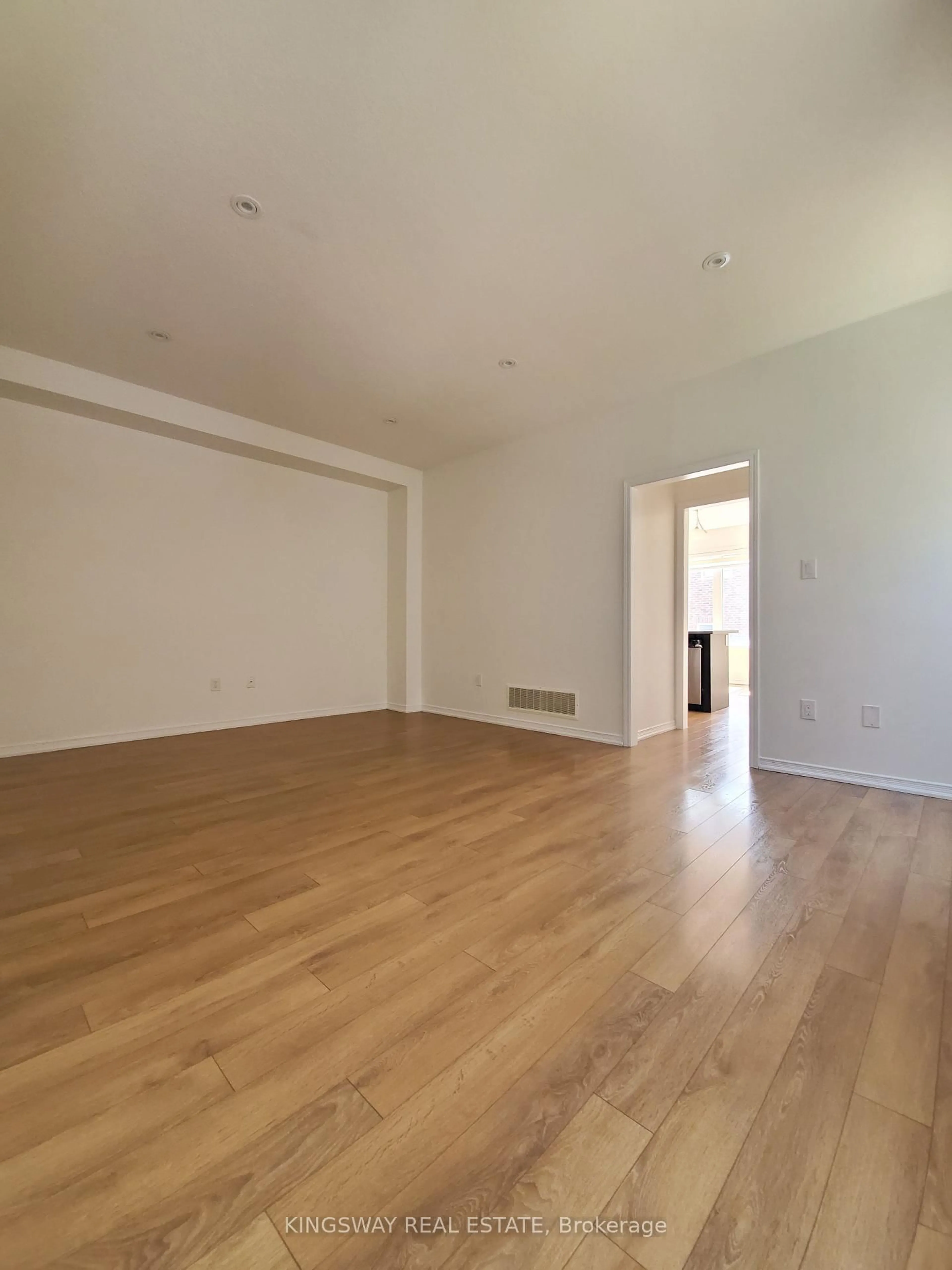 A pic of a room for 593 Remembrance Rd, Brampton Ontario L7A 4L2