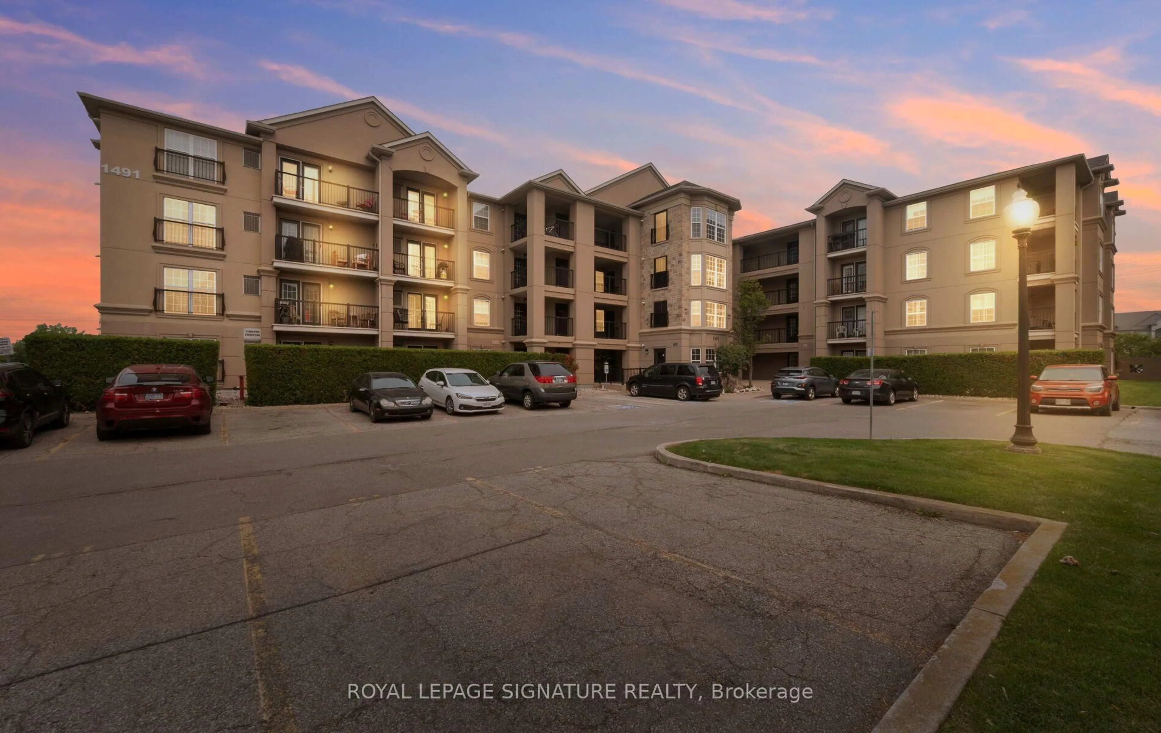 A pic from outside/outdoor area/front of a property/back of a property/a pic from drone, unknown for 1491 Maple Ave #401, Milton Ontario L9T 0B8