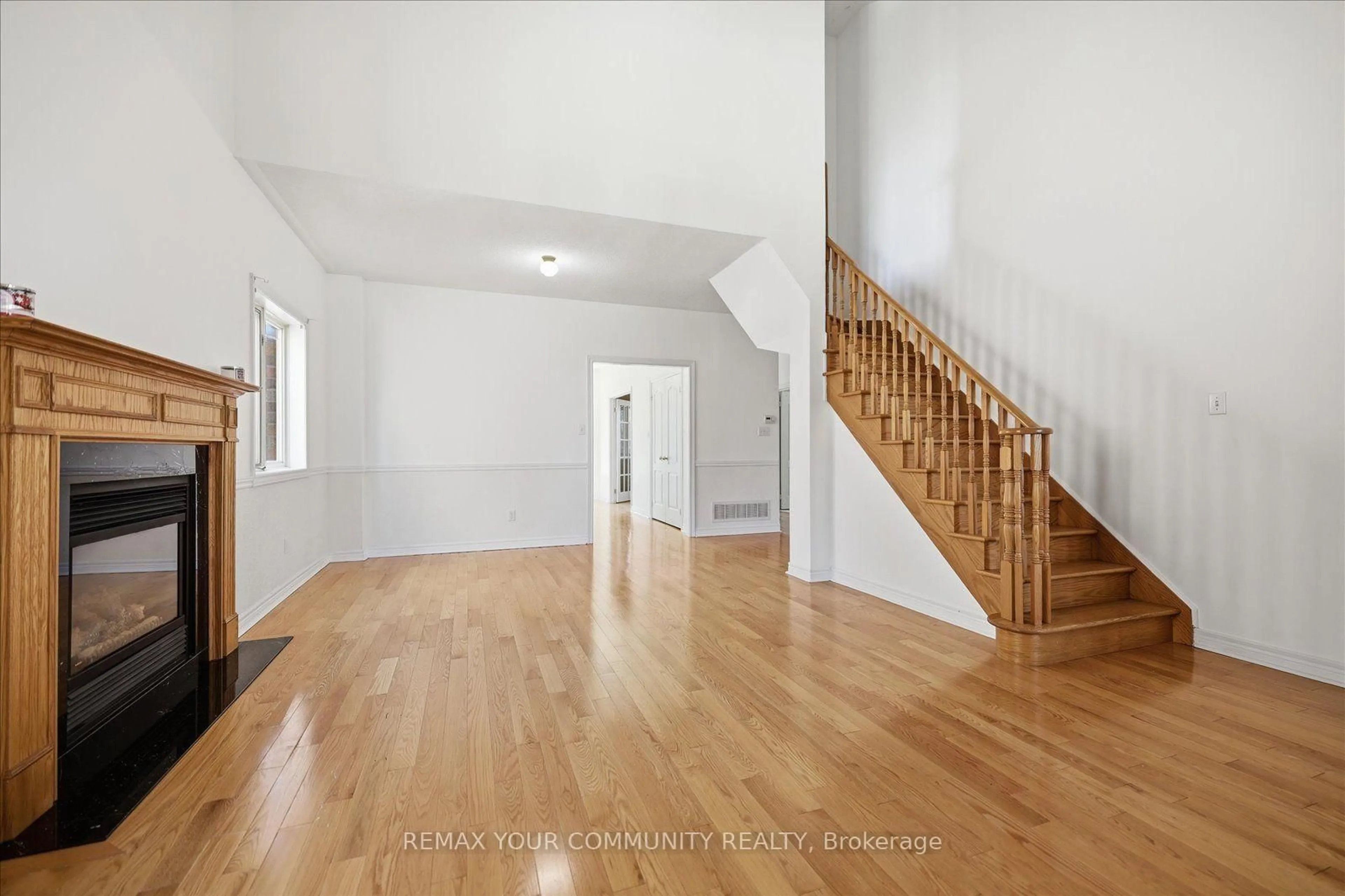 Unknown for 6926 Early Settler Row, Mississauga Ontario L5W 1C1