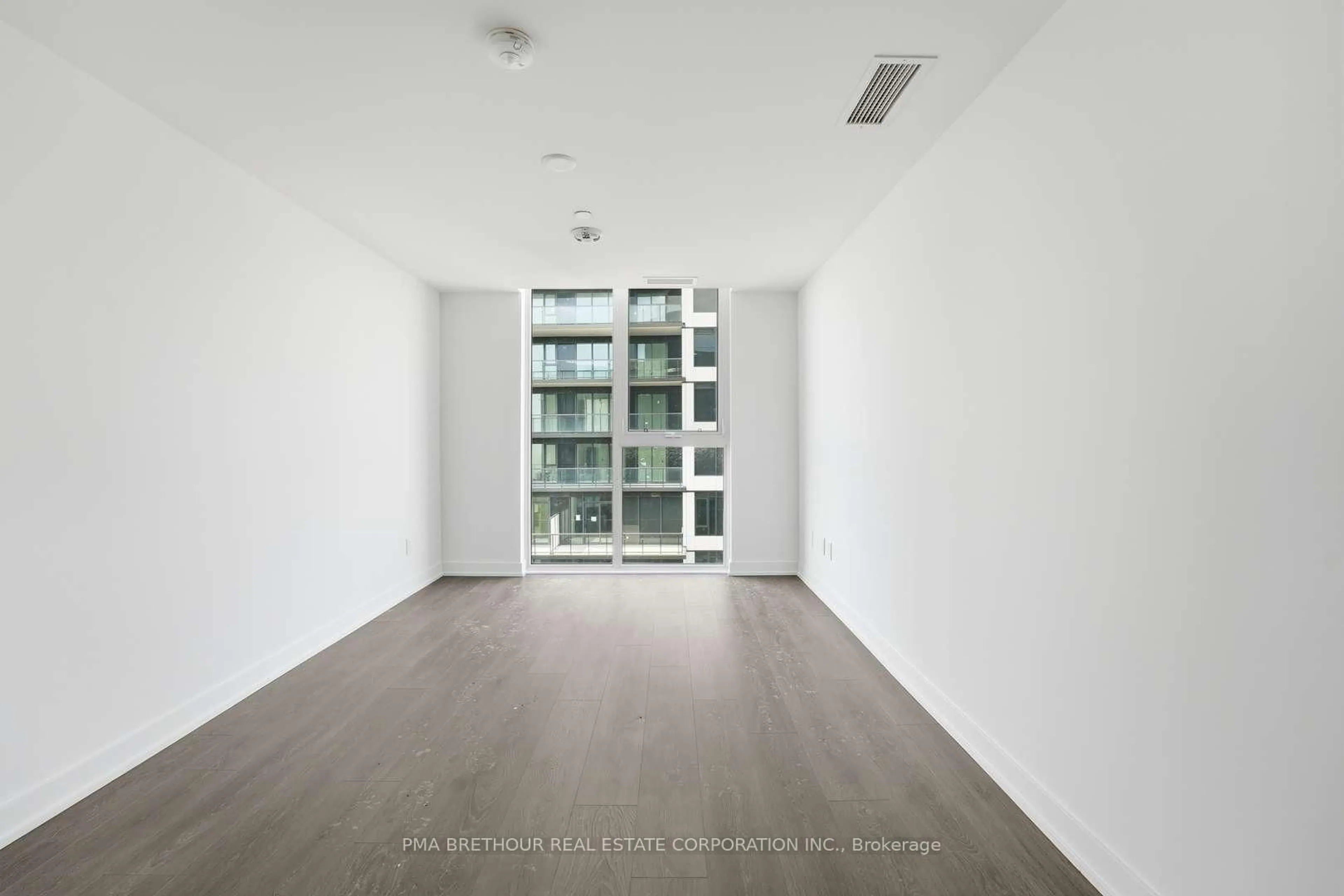 A pic of a room for 370 Martha St #2508, Burlington Ontario L7R 0G9