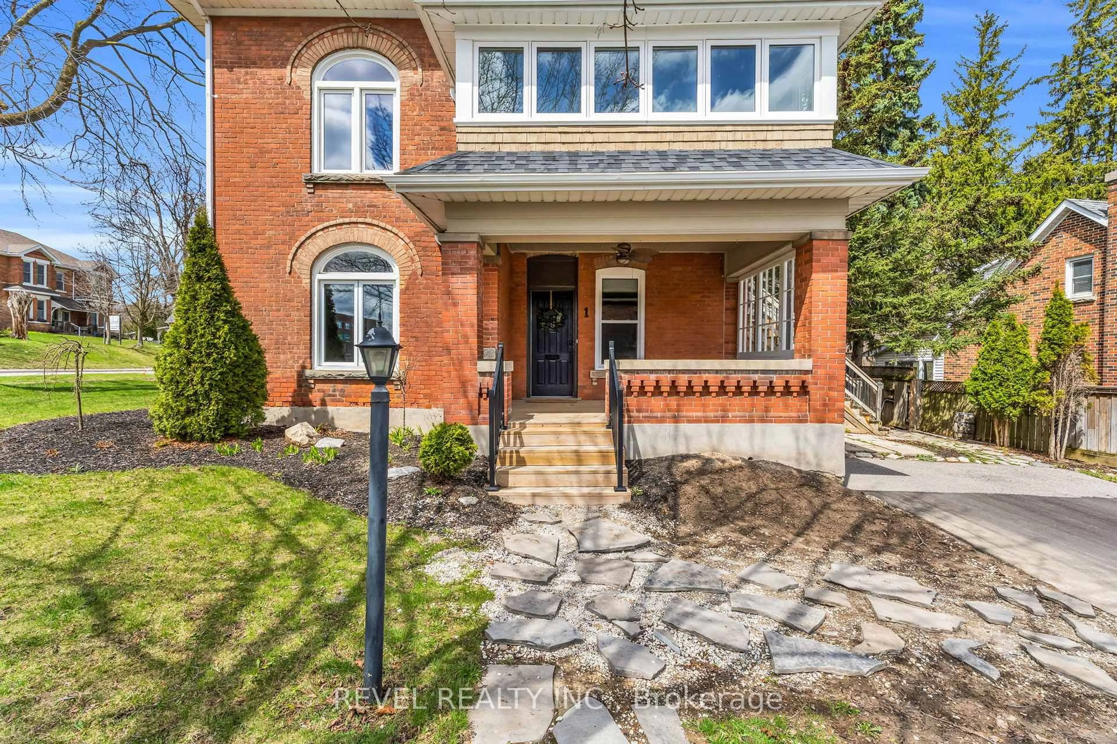 Home with brick exterior material, street for 1 Third Ave, Orangeville Ontario L9W 1G8
