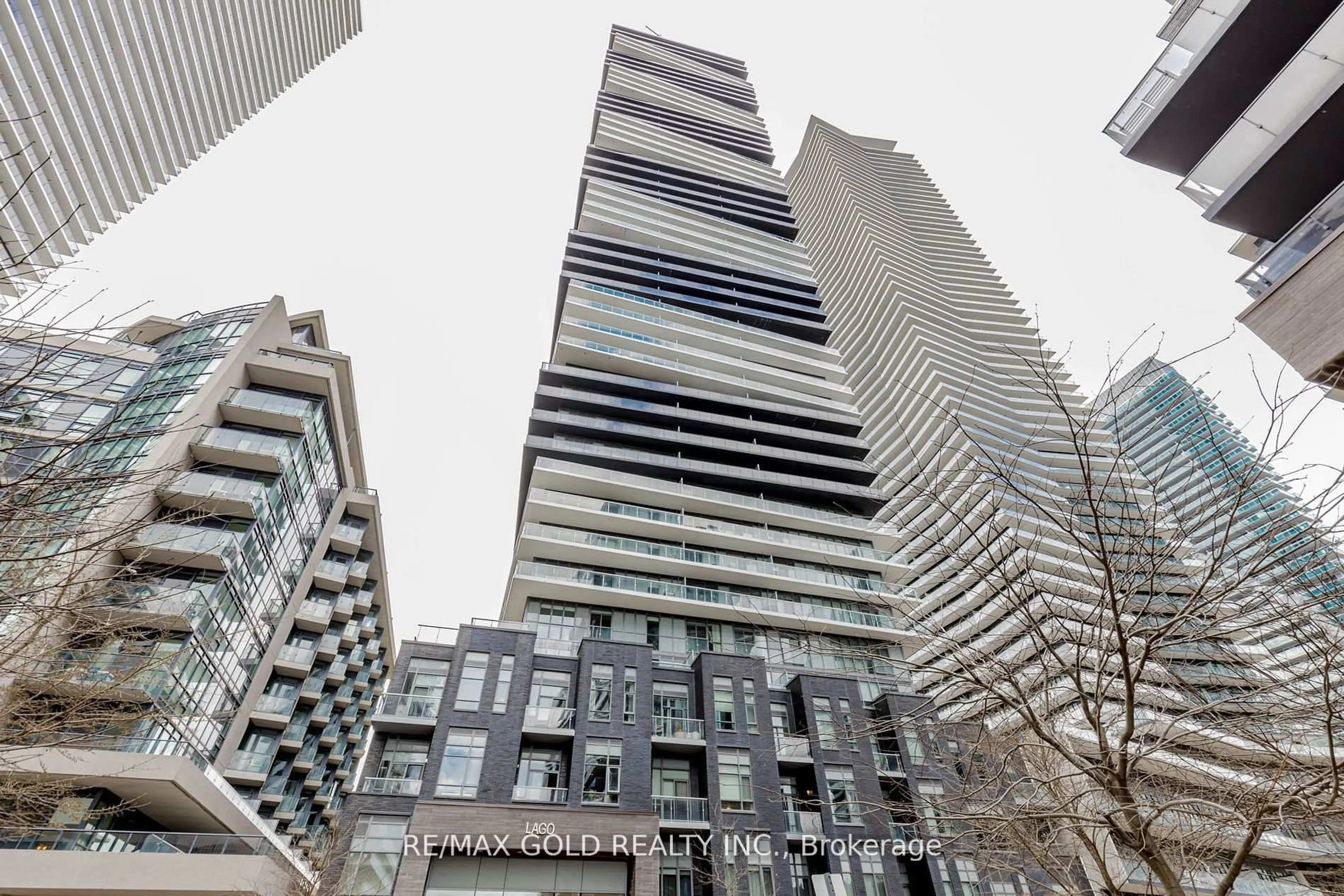 Unknown for 56 Annie Craig Dr #2203, Toronto Ontario M8V 0C8