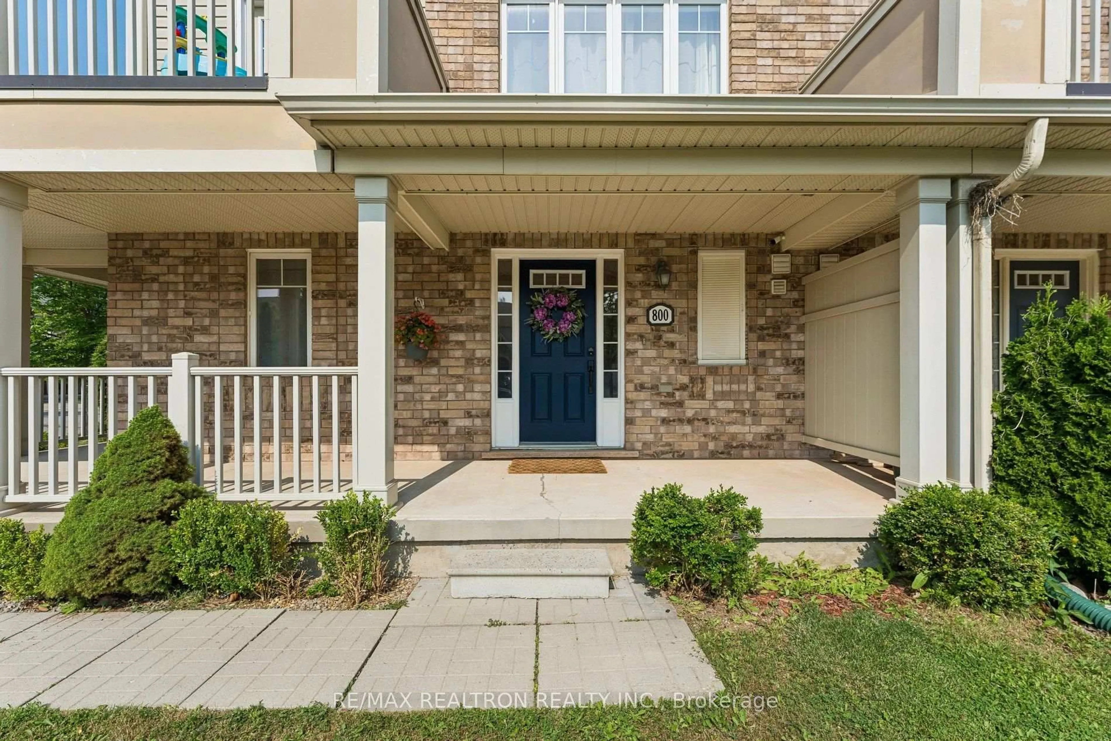 Unknown for 800 Fowles Crt, Milton Ontario L9T 0Z8