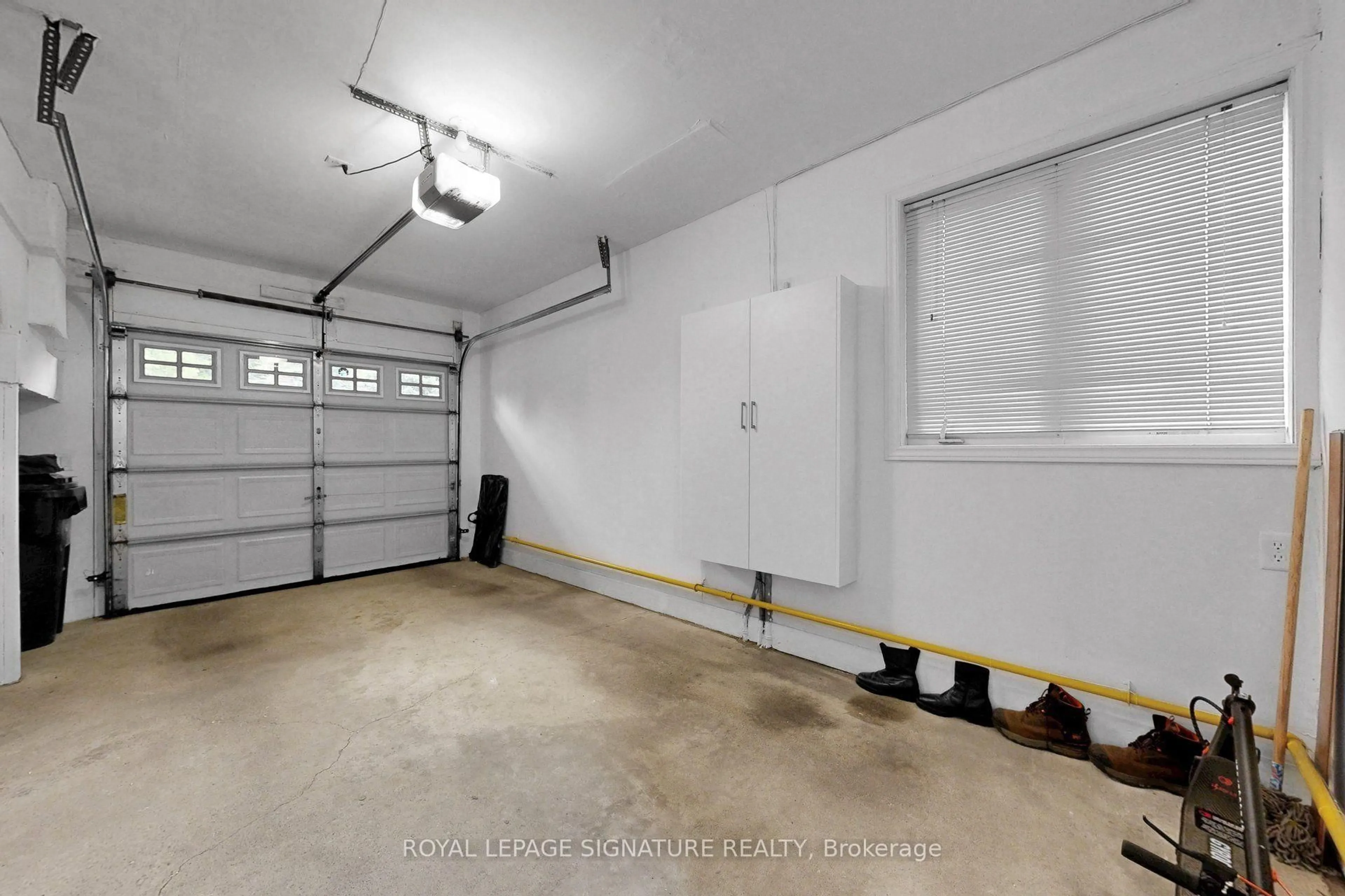 Indoor garage for 51 Piggott Mews, Toronto Ontario M9N 0A4