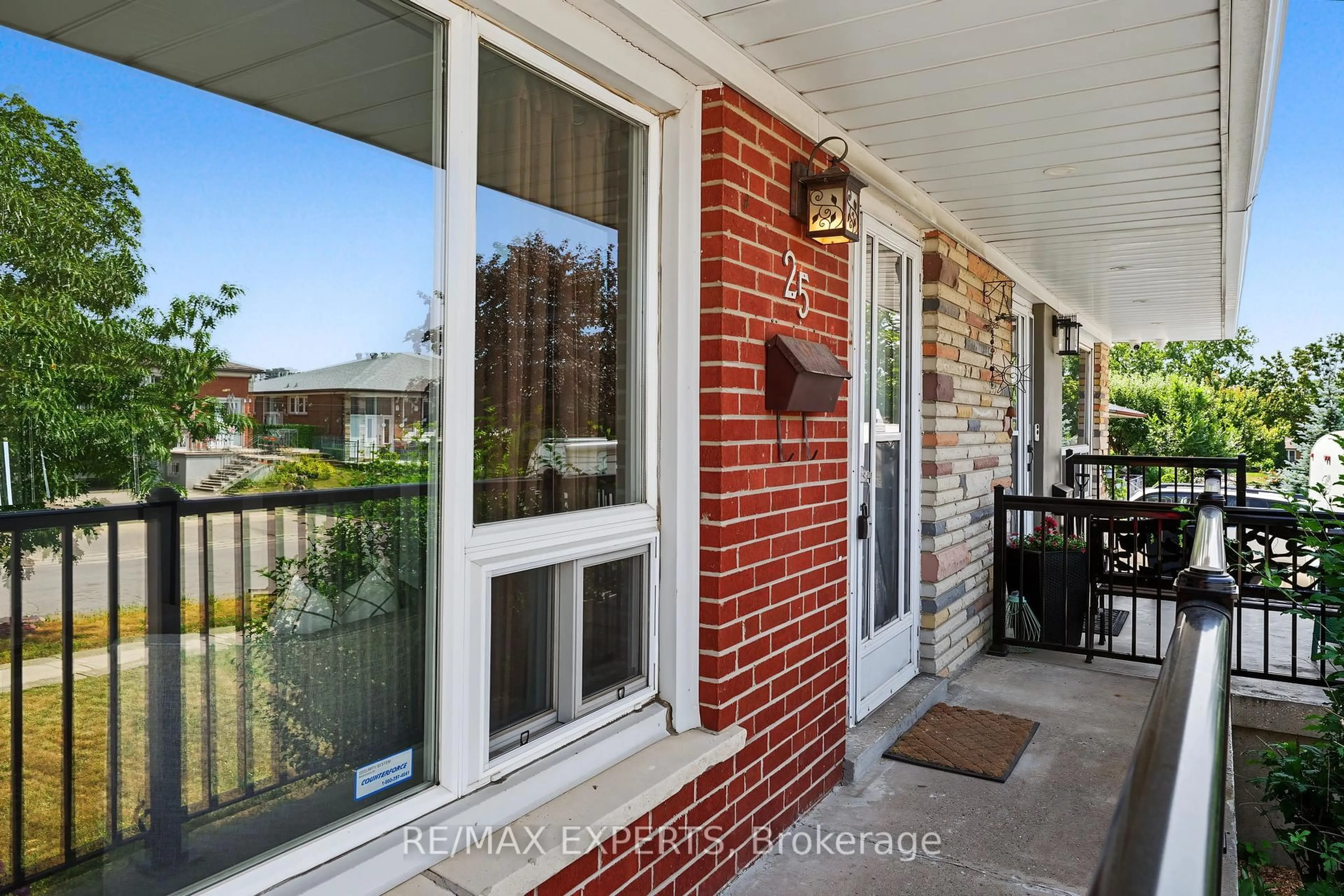 Unknown for 25 Riverton Dr, Toronto Ontario M9L 2N8