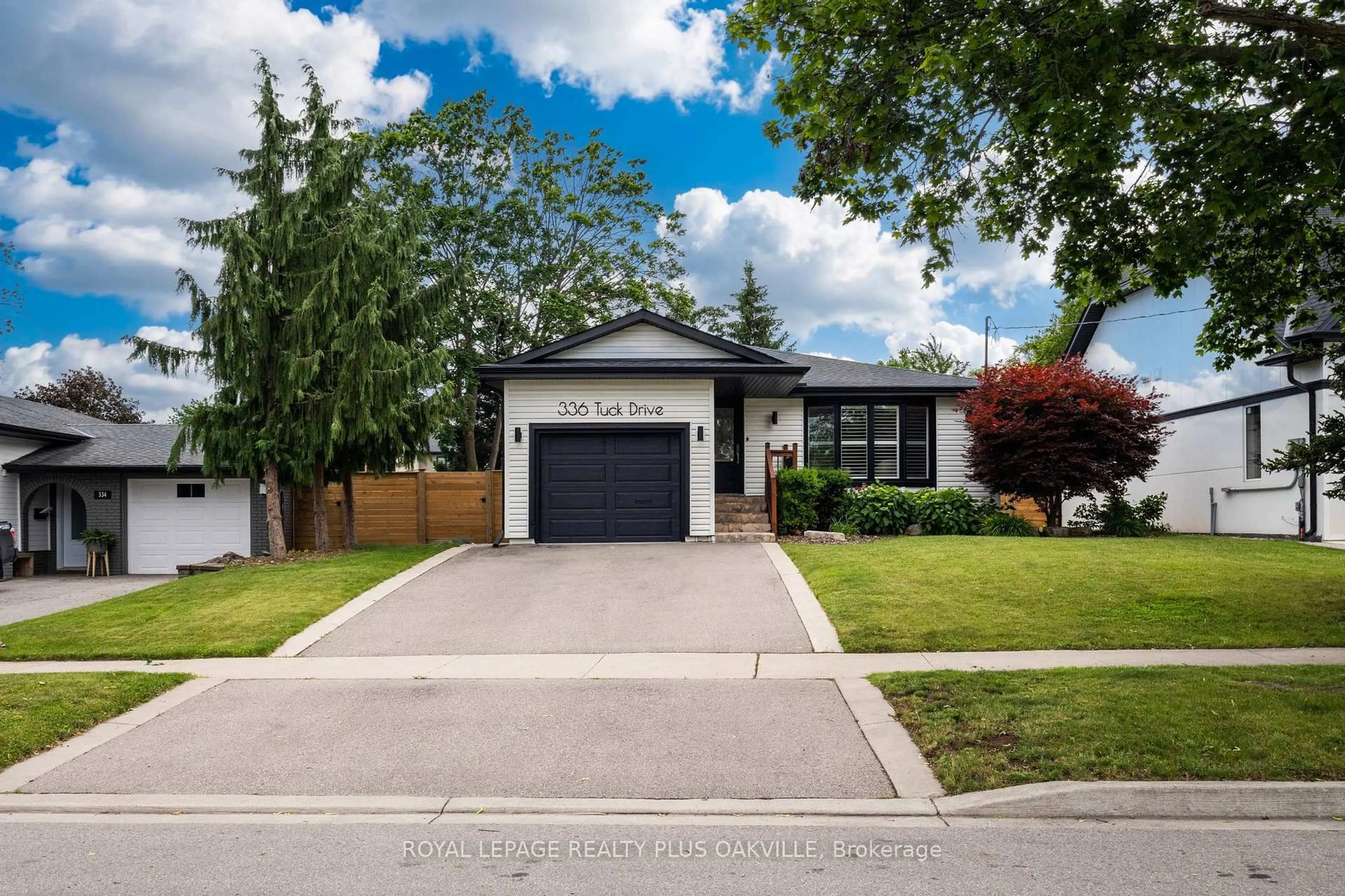 Home with brick exterior material, street for 336 Tuck Dr, Burlington Ontario L7L 2R3