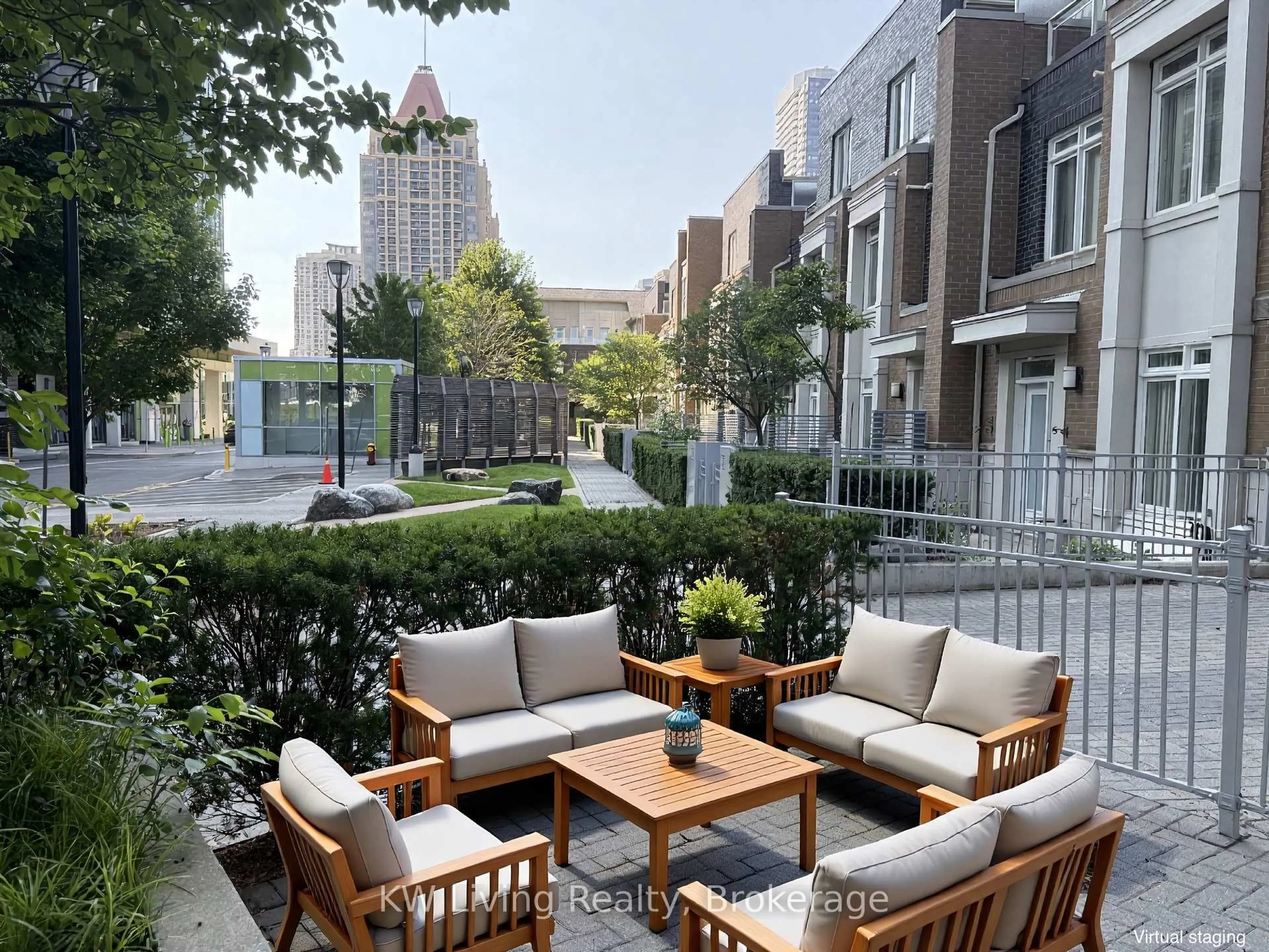 Patio, street for 370 Square One Dr #128(28), Mississauga Ontario L5B 0E6