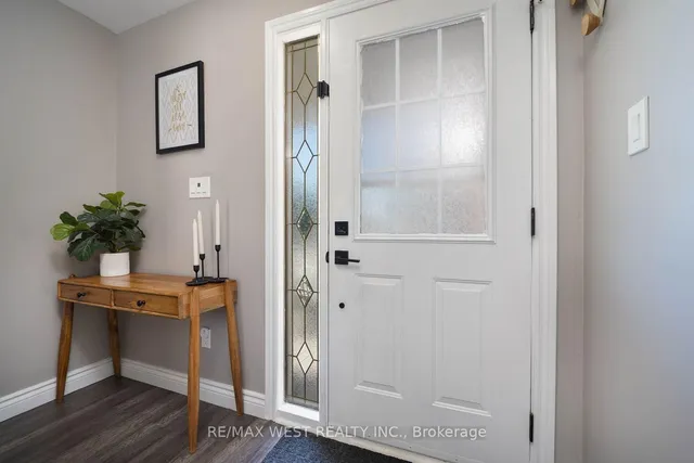1 Johanna Dr, Orangeville 5