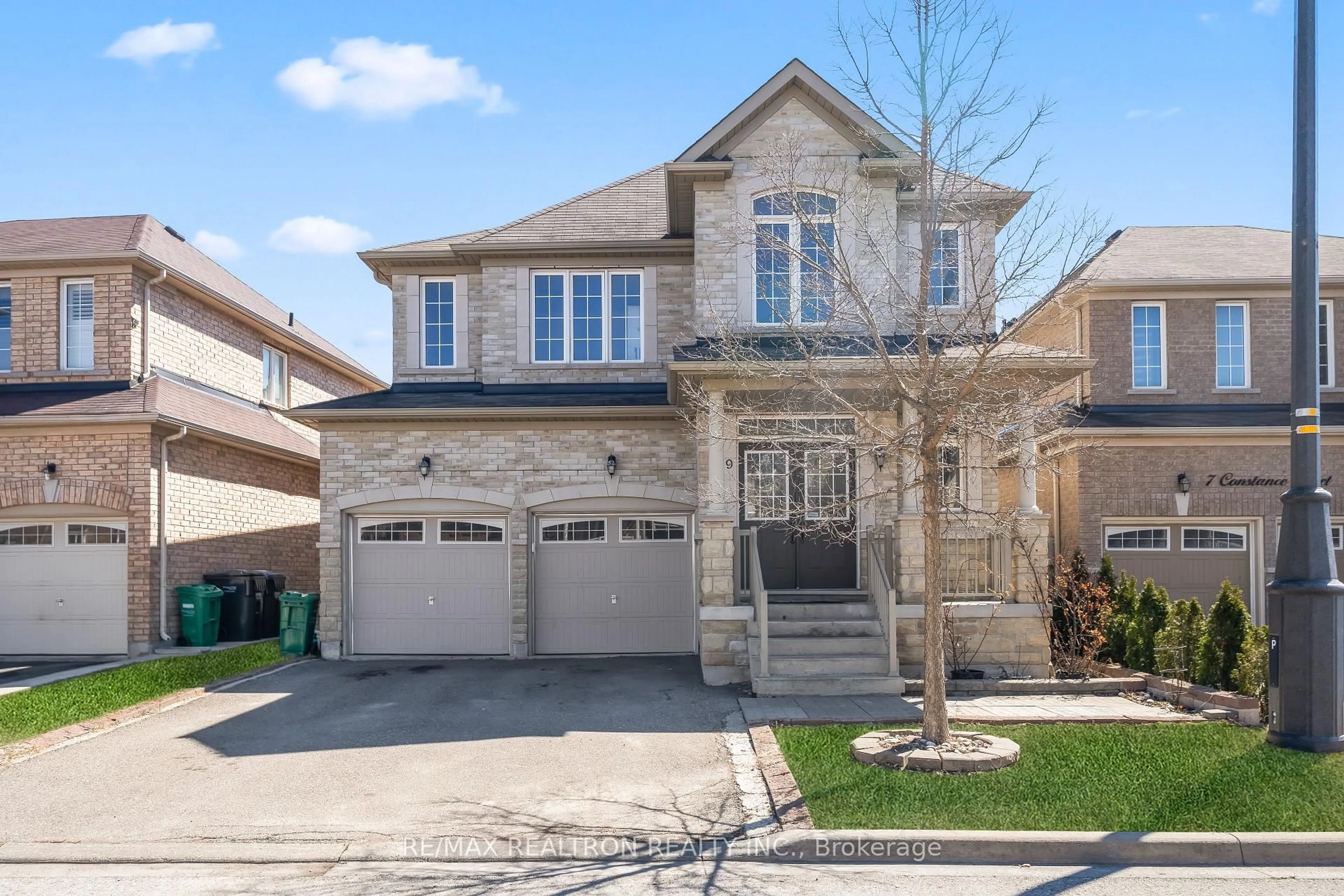 Home with brick exterior material, street for 9 Constance St, Brampton Ontario M2P 1V4