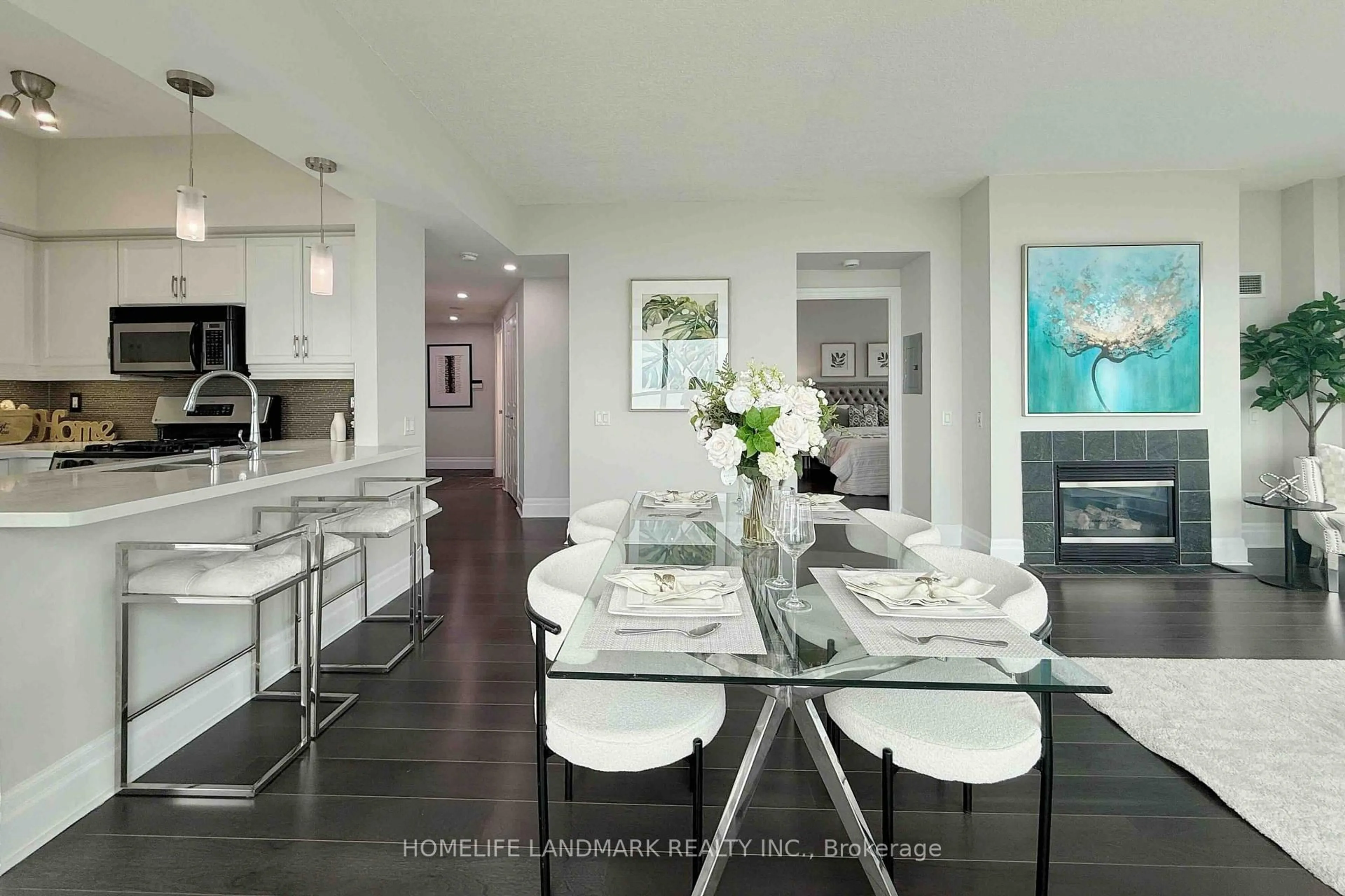 Contemporary kitchen, ceramic/tile floor for 5 Marine Parade Dr #623, Toronto Ontario M8V 4B4